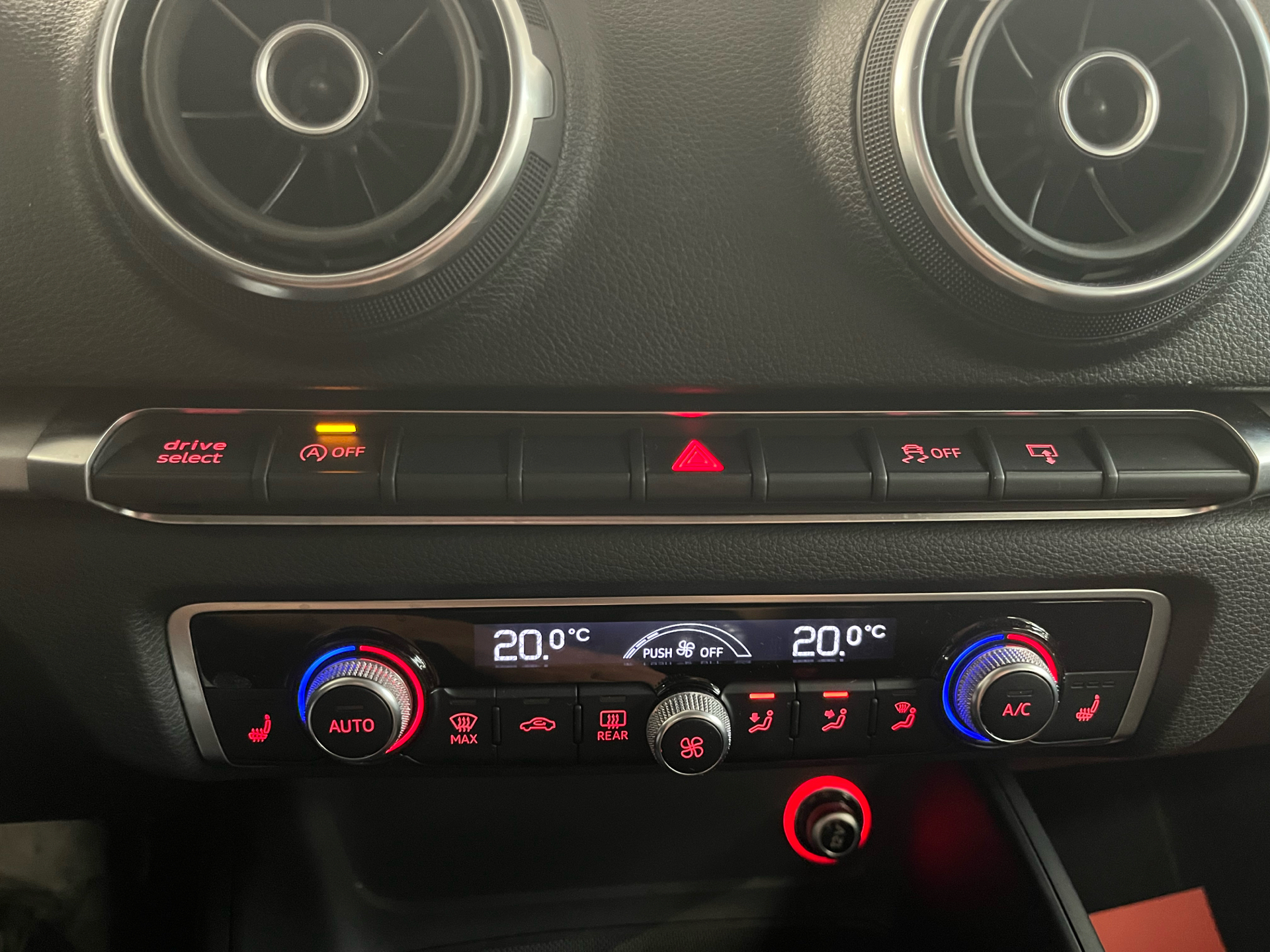 Billede af Audi A3 1,6 TDI Ambition 110HK 6g