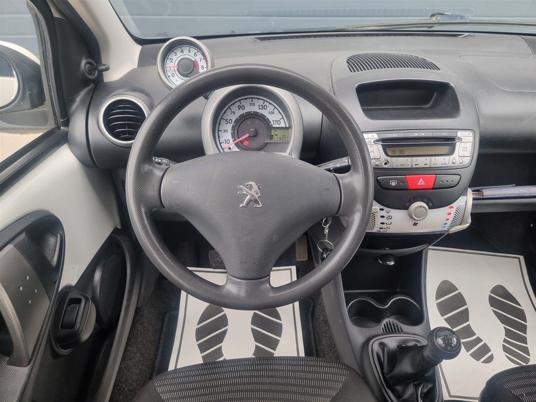 Billede af Peugeot 107 1,0 White 68HK 5d