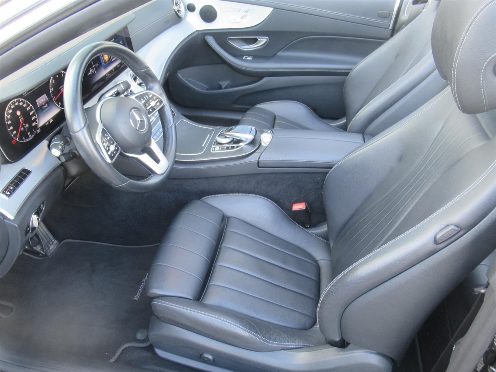 Billede af Mercedes-Benz E200 2,0 Mild hybrid AMG Line 9G-Tronic 211HK Cabr. Aut.