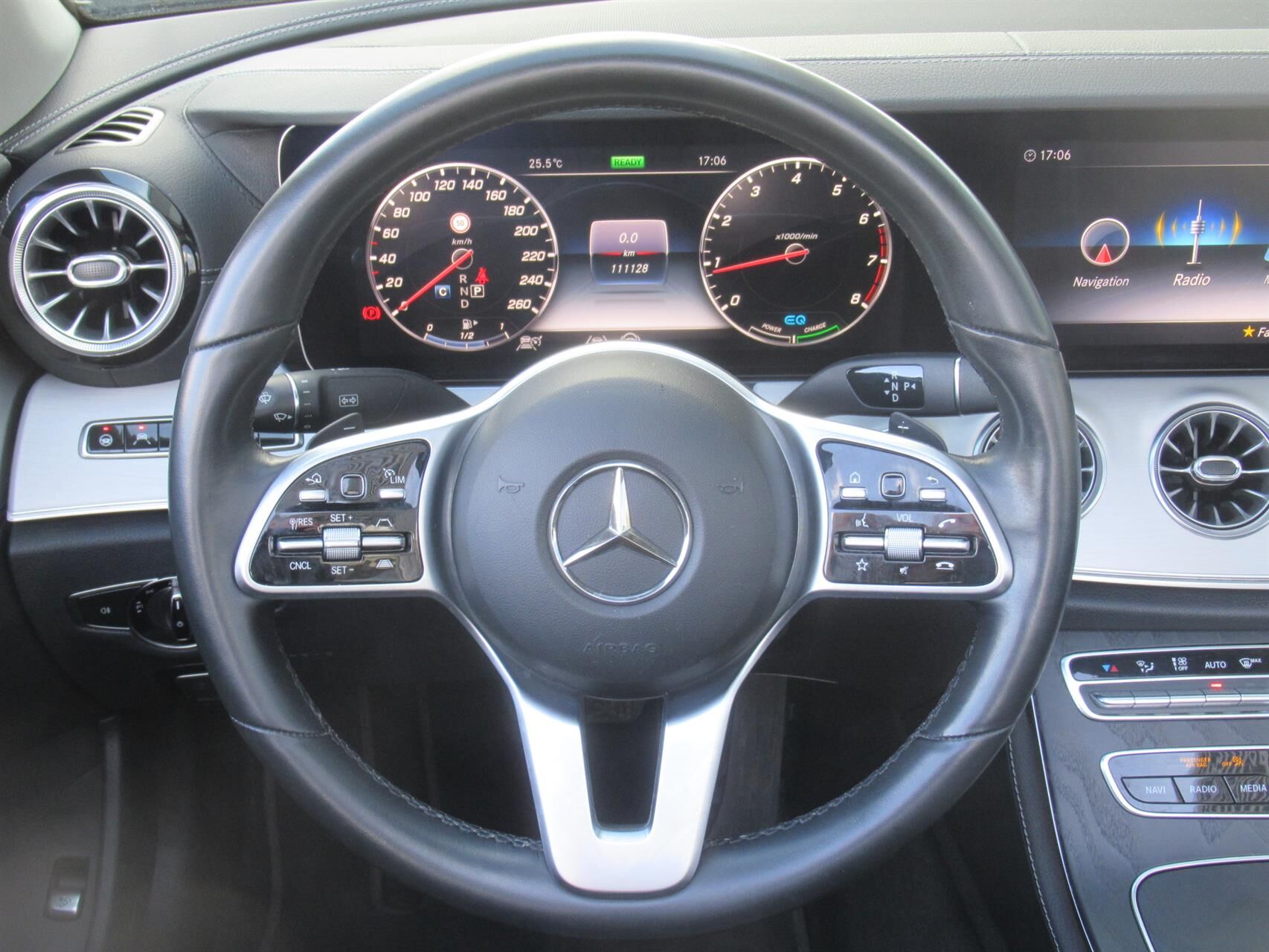 Billede af Mercedes-Benz E200 2,0 Mild hybrid AMG Line 9G-Tronic 211HK Cabr. Aut.