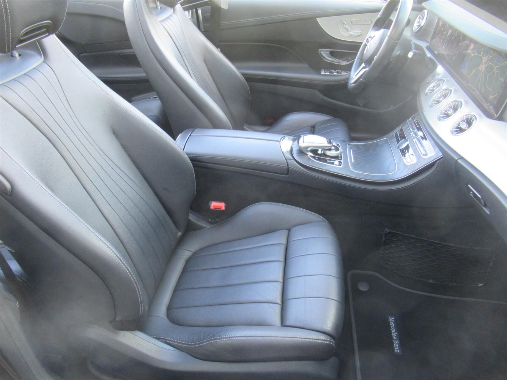 Billede af Mercedes-Benz E200 2,0 Mild hybrid AMG Line 9G-Tronic 211HK Cabr. Aut.