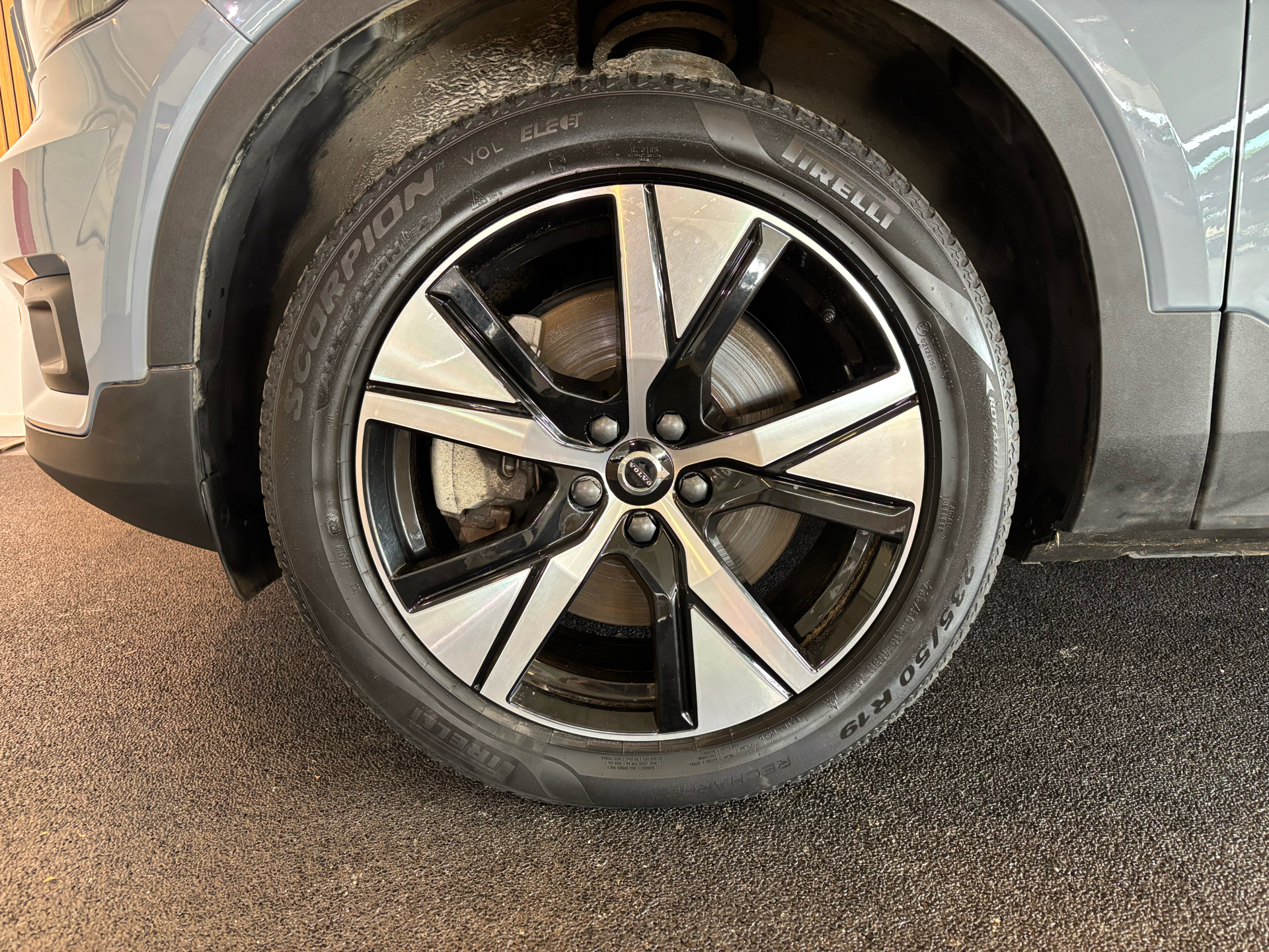 Billede af Volvo XC40 P6 Recharge Plus 231HK 5d Aut.