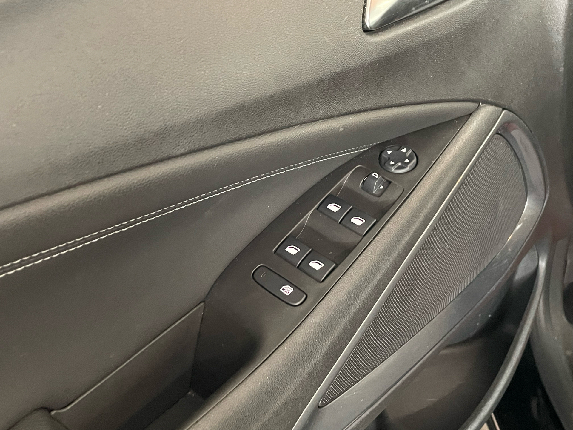 Billede af Opel Crossland 1,2 Sport 83HK 5d