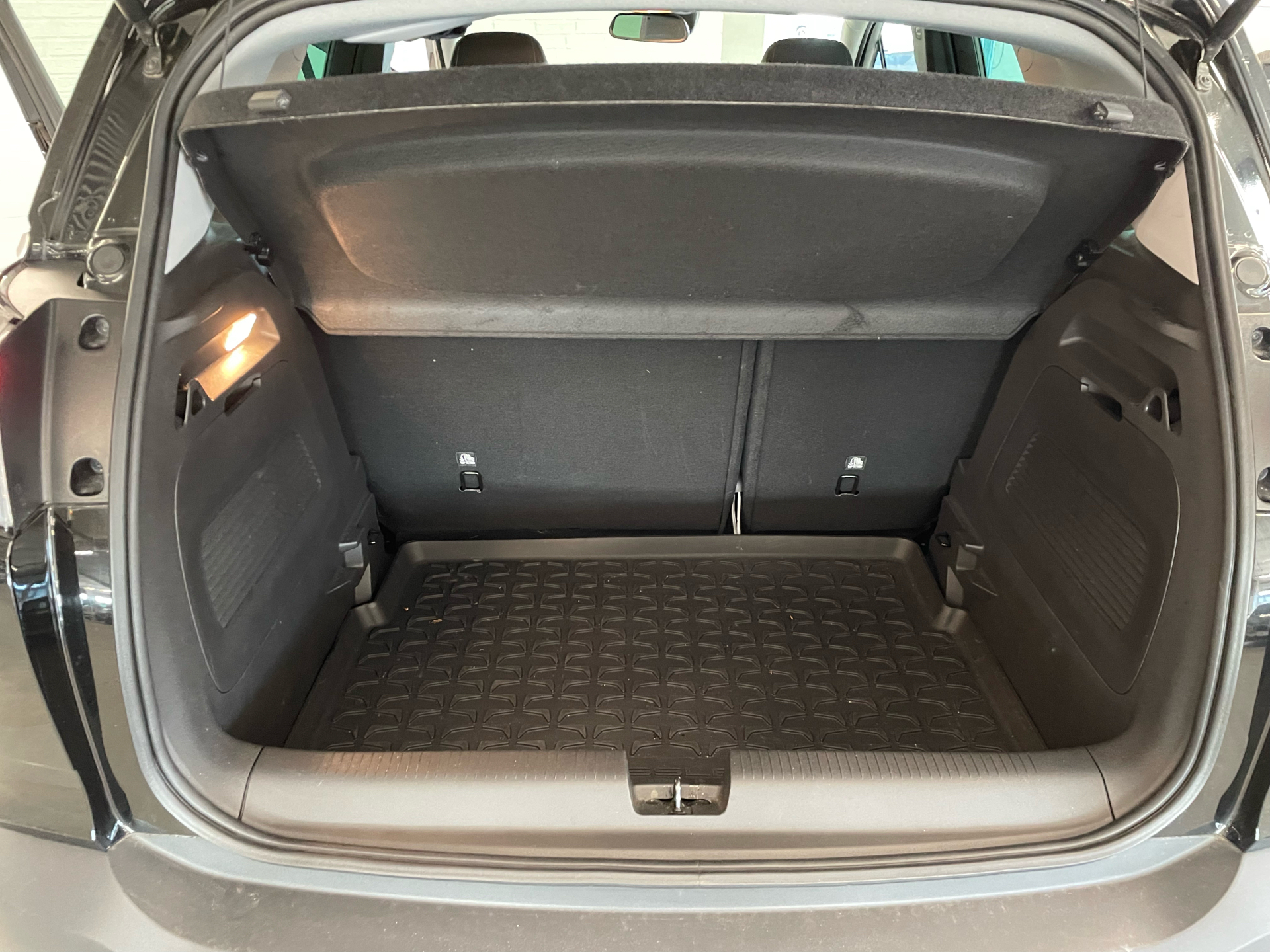 Billede af Opel Crossland 1,2 Sport 83HK 5d