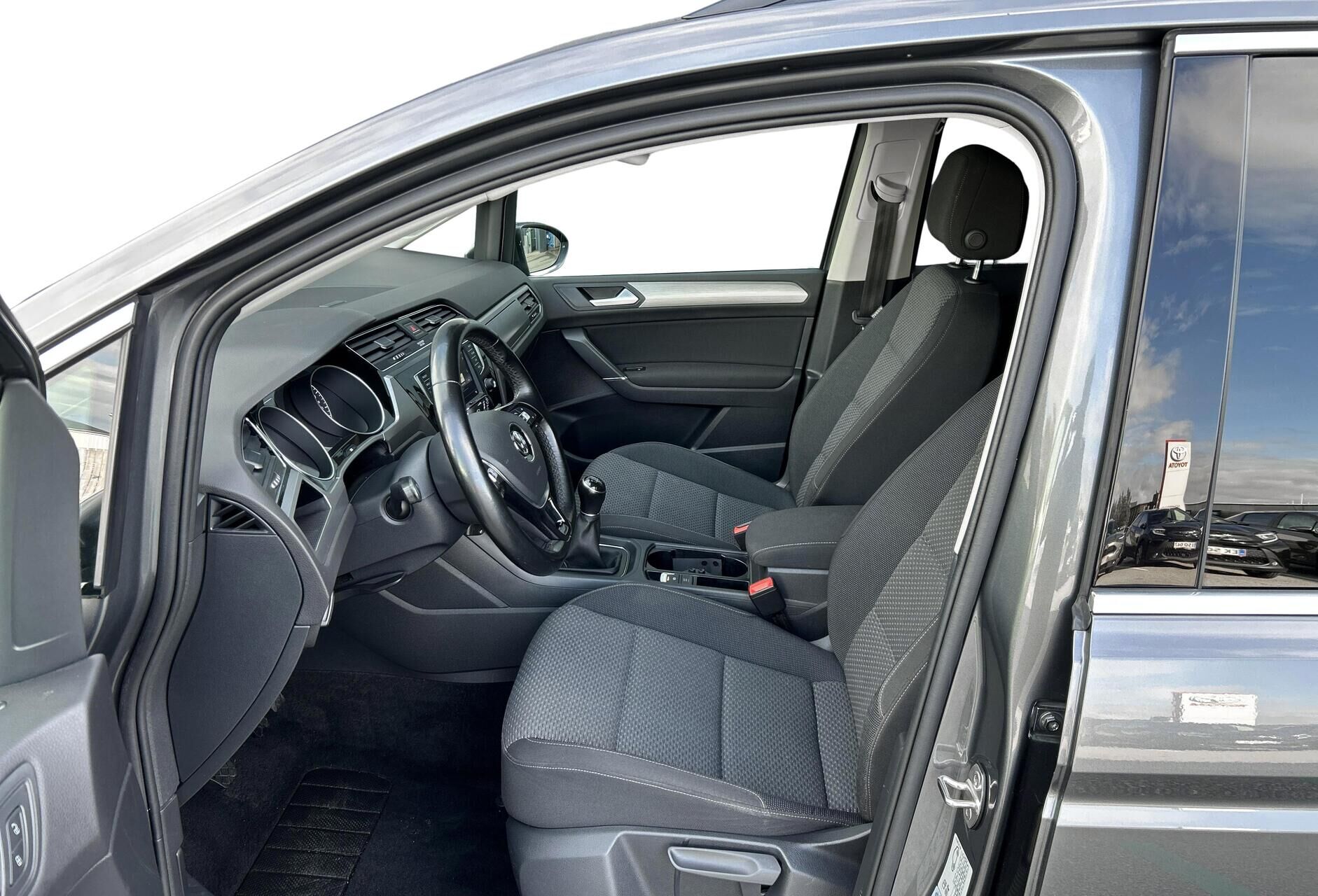 Billede af VW Touran 1,6 TDI BMT SCR Comfortline 115HK 6g