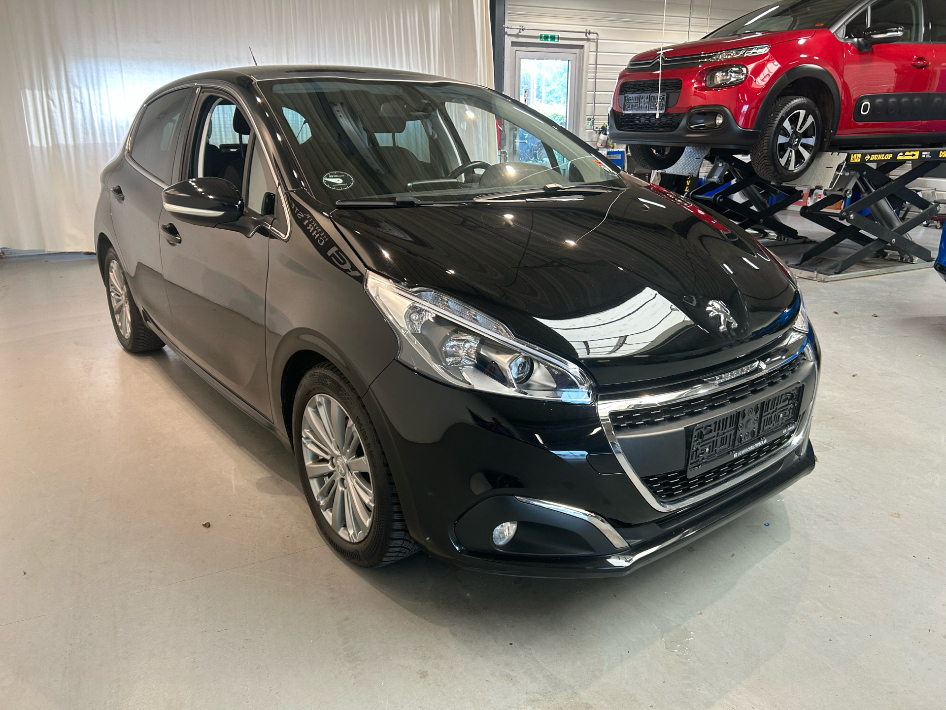 Billede af Peugeot 208 1,5 BlueHDi Prestige 100HK 5d