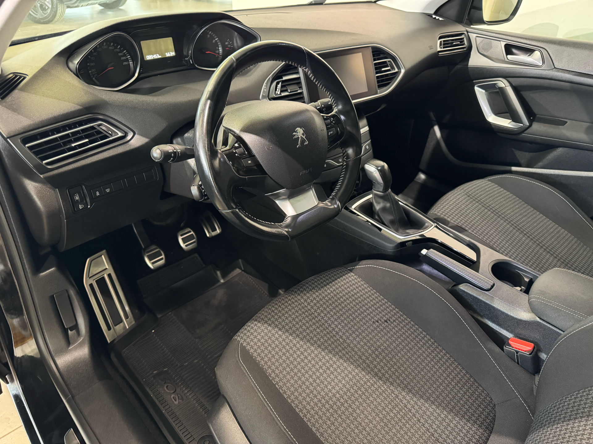 Billede af Peugeot 308 SW 1,2 PureTech Style 110HK Stc 6g