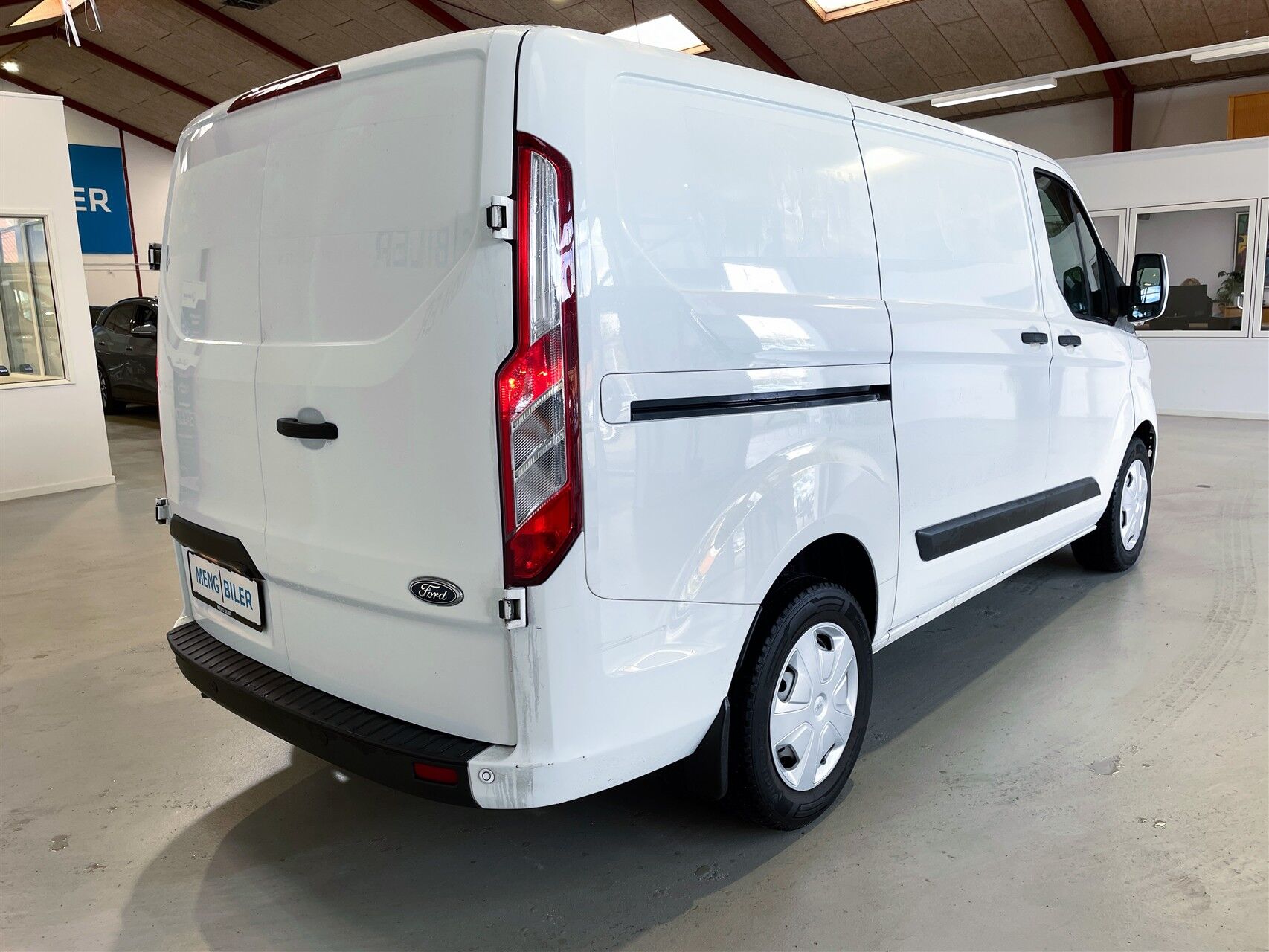 Billede af Ford Transit Custom 340 L1H1 2,0 TDCi Trend 170HK Van 6g Aut.