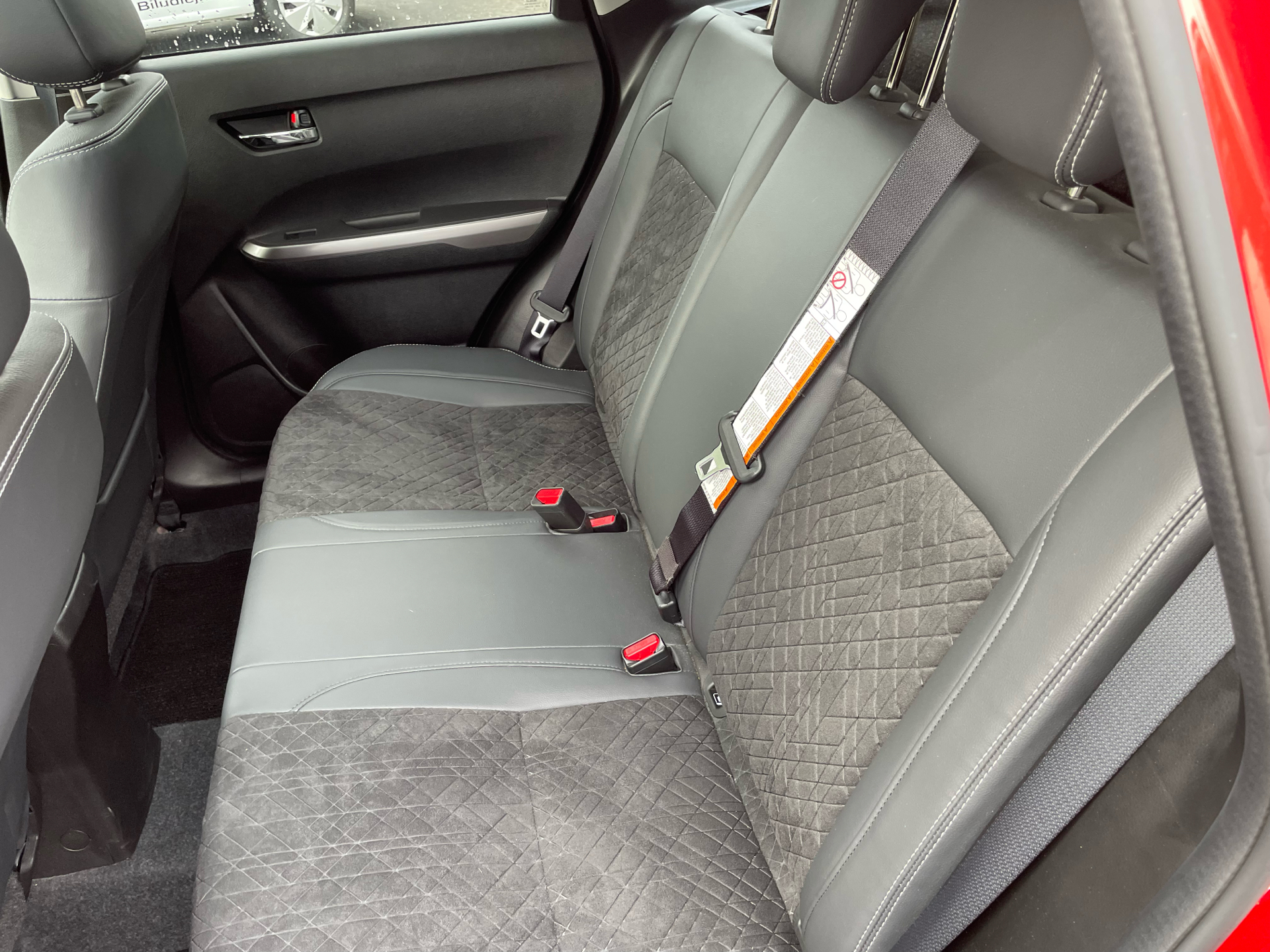 Billede af Suzuki Vitara 1,5 Hybrid Adventure AGS 102HK 5d 6g Aut.