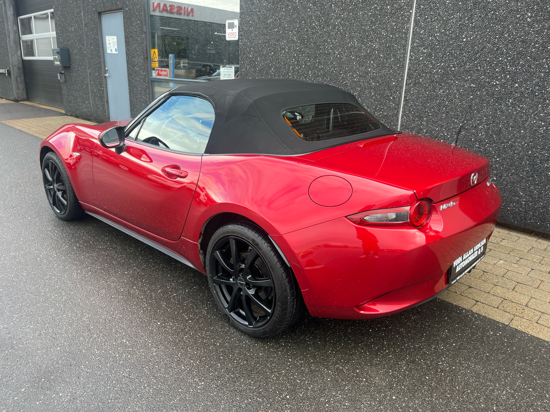 Billede af Mazda MX-5 Roadster 1,5 Skyactiv-G 131HK Cabr. 6g