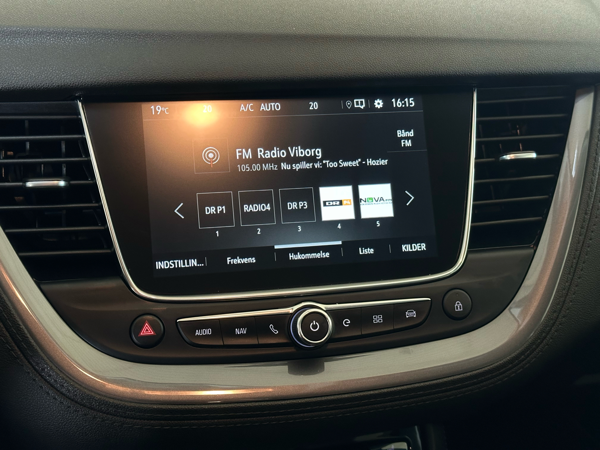 Billede af Opel Grandland X 1,6 PHEV  Plugin-hybrid Ultimate 225HK 5d 8g Aut.