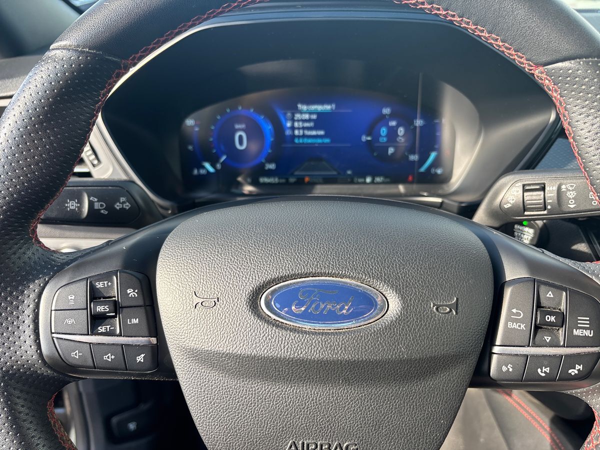 Billede af Ford Kuga 2,5 Plugin-hybrid ST-Line X CVT 225HK 5d Trinl. Gear