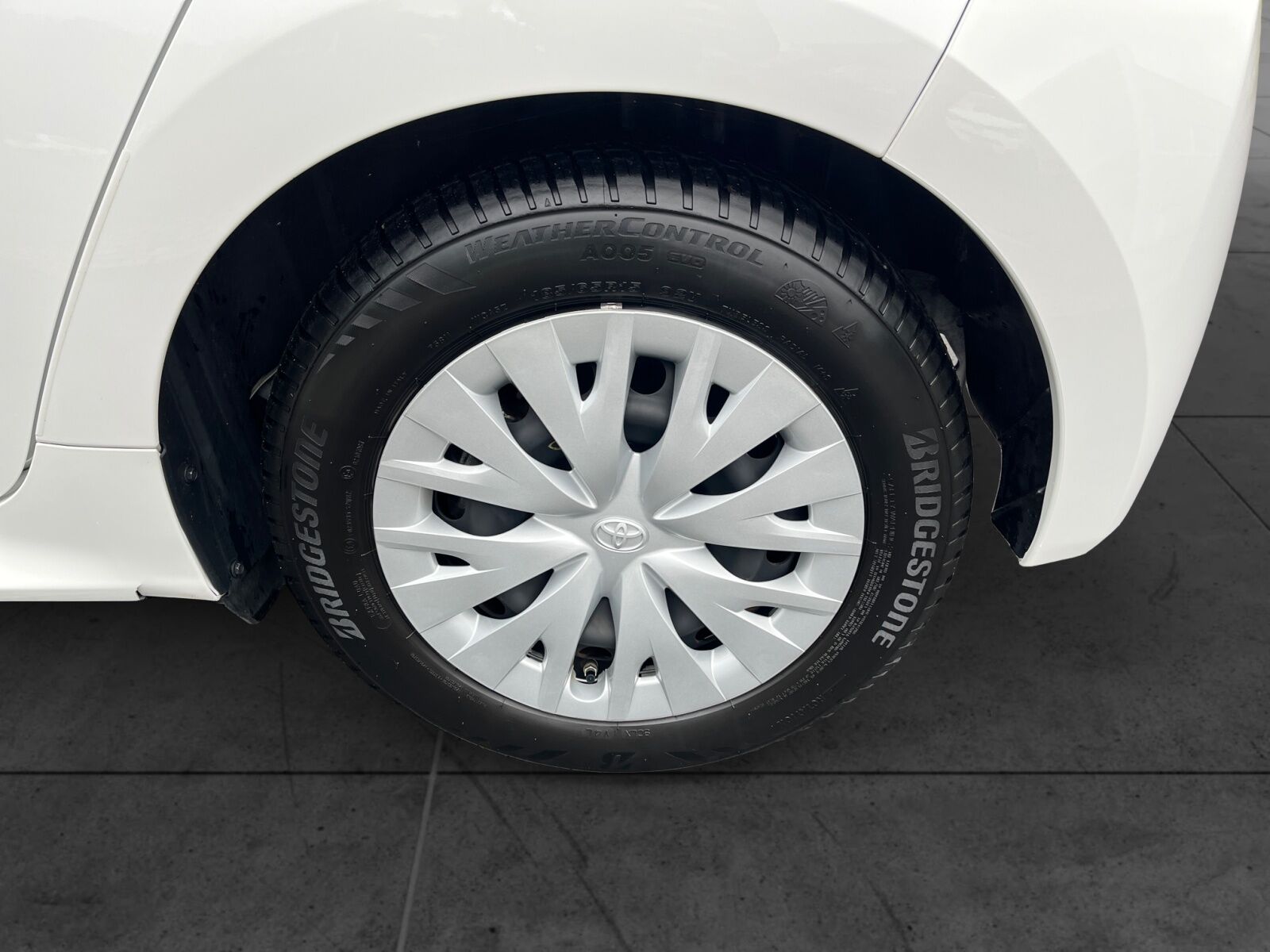 Billede af Toyota Yaris 1,5 Hybrid Essential 116HK 5d Trinl. Gear