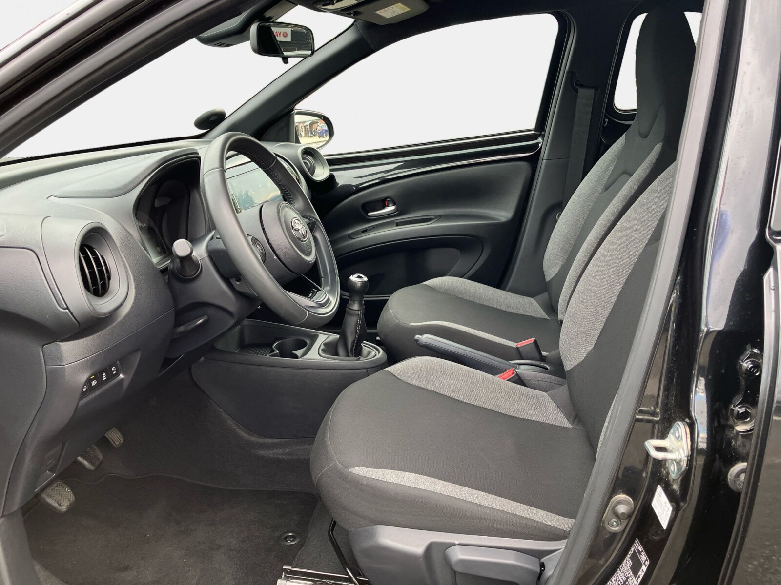 Billede af Toyota Aygo X 1,0 VVT-I Active 72HK 5d