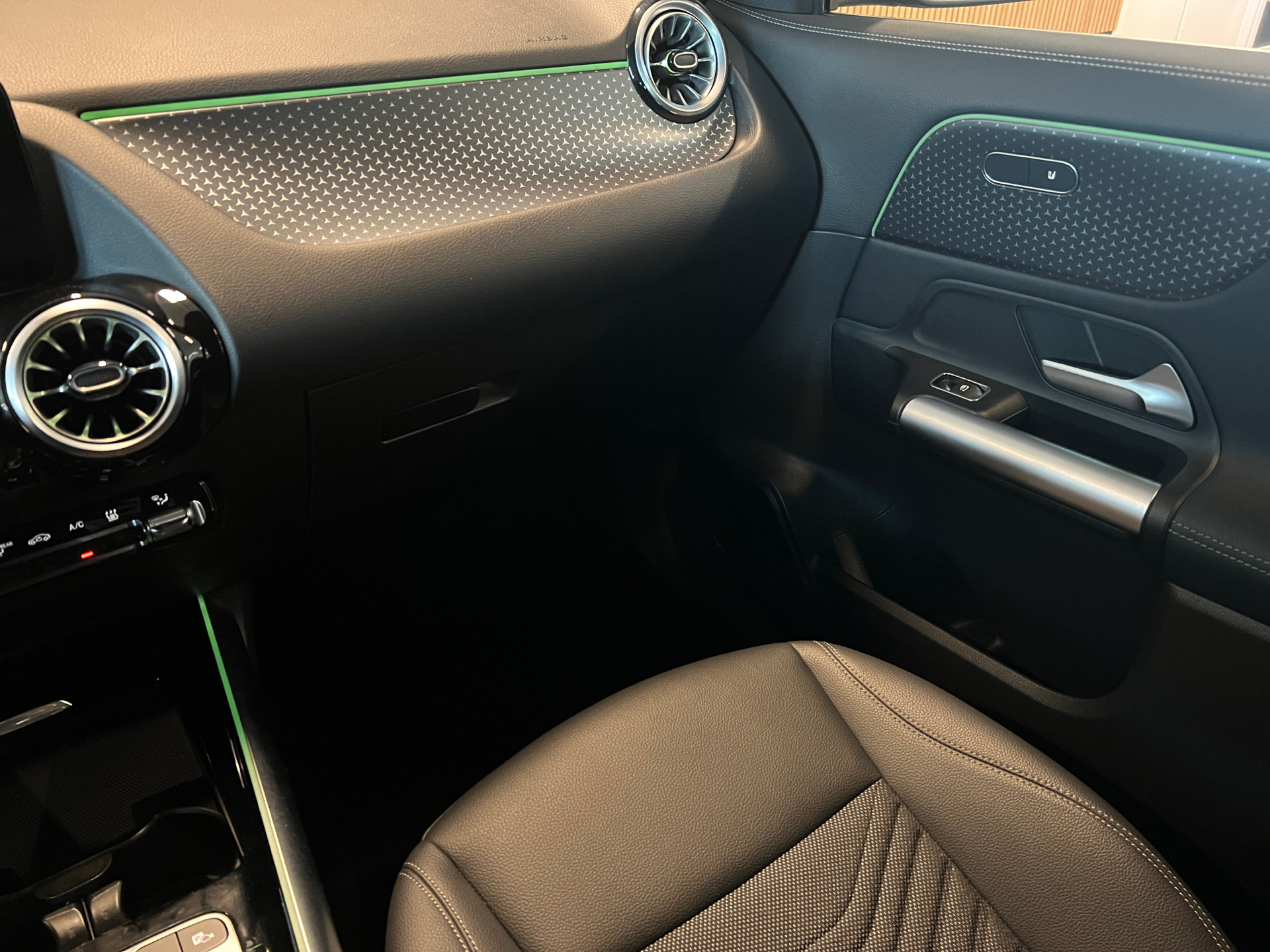 Billede af Mercedes-Benz EQA 250+ EL Progressive 190HK 5d Aut.