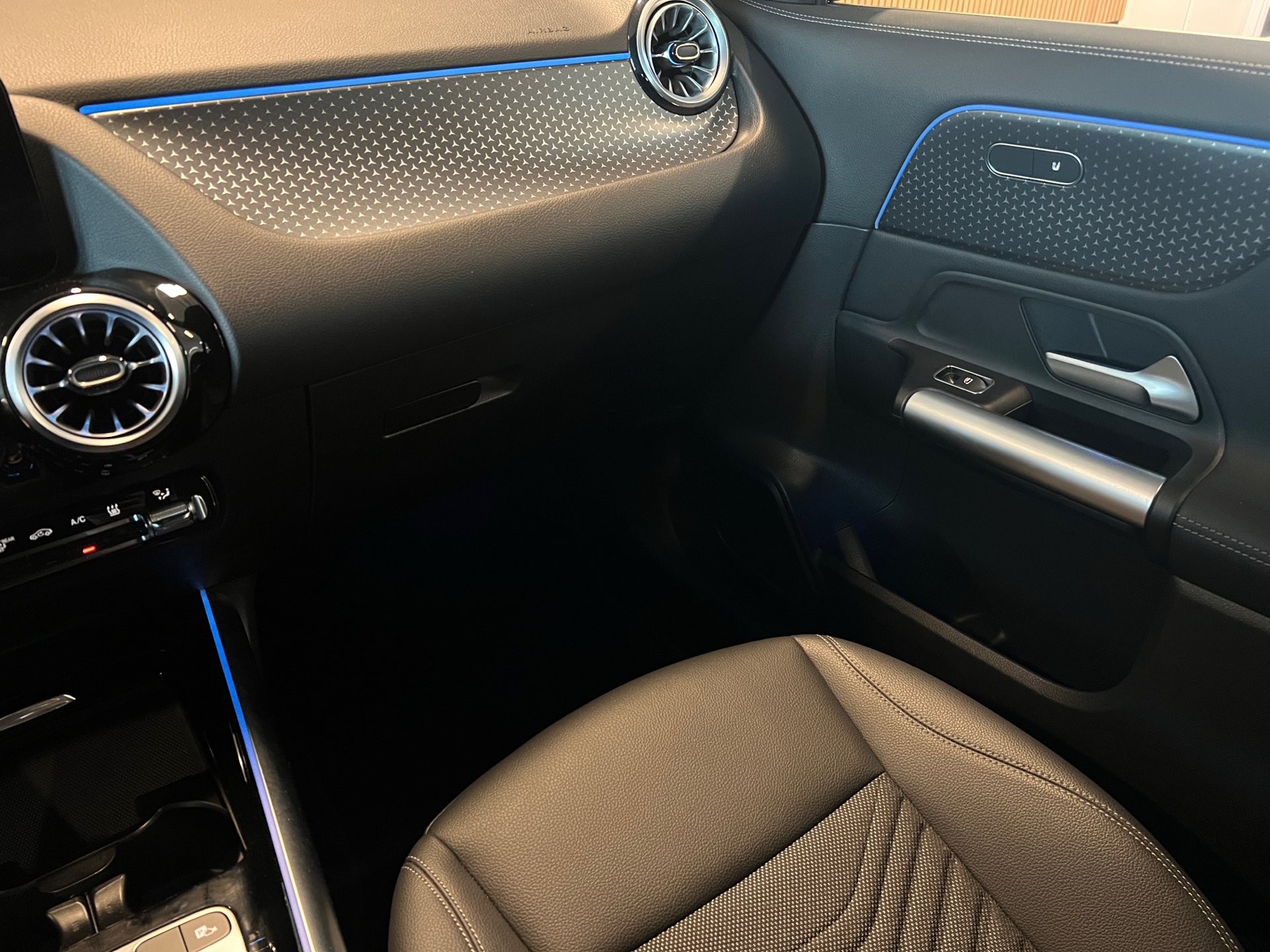 Billede af Mercedes-Benz EQA 250+ EL Progressive 190HK 5d Aut.