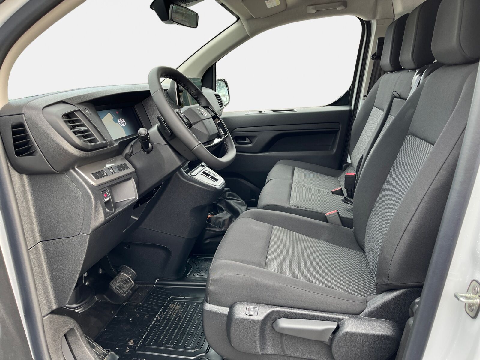 Billede af Toyota Proace Electric Long EL Comfort Master m/ 2 Skydedøre 136HK Van Aut.