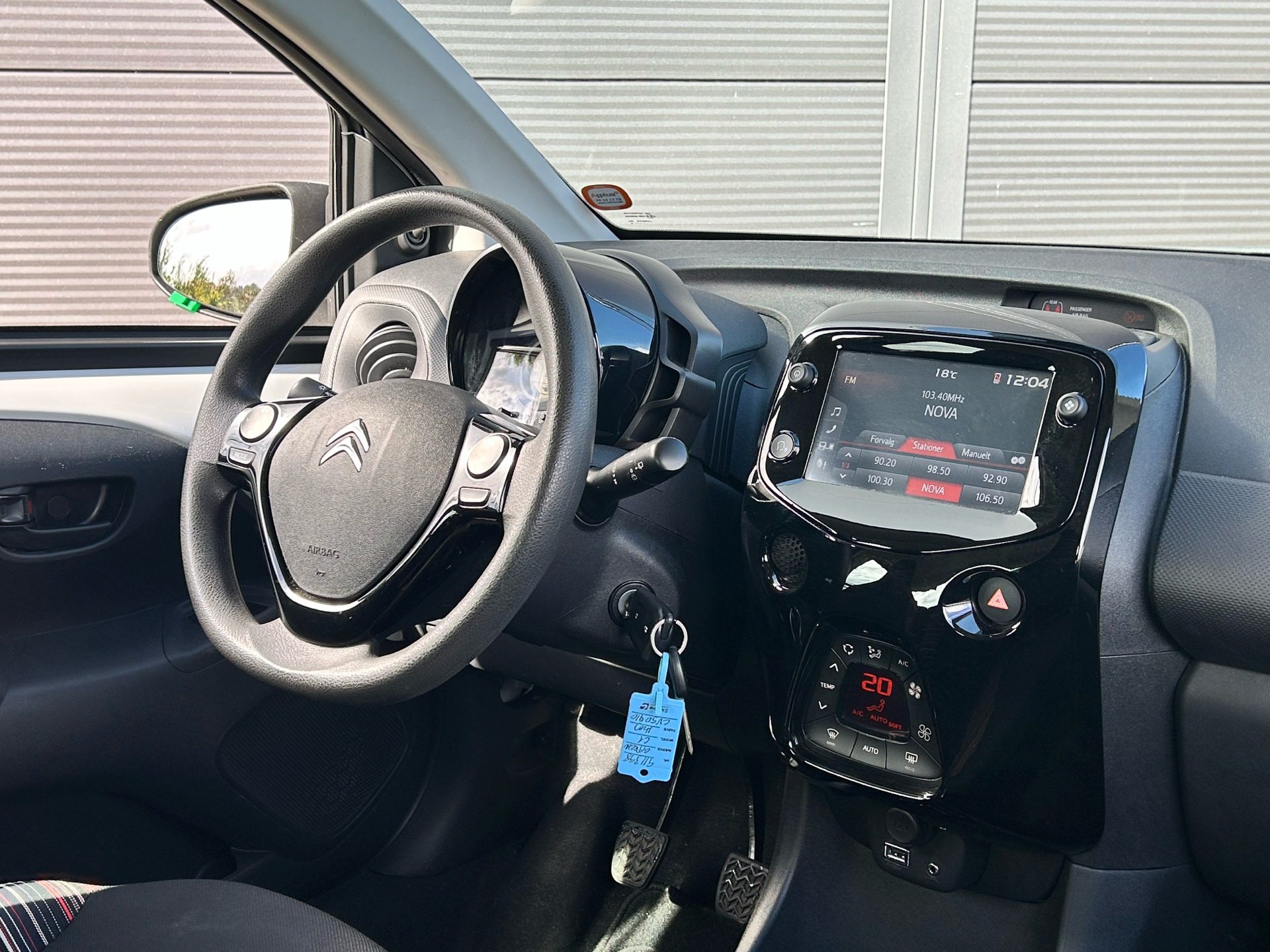 Billede af Citroën C1 1,0 VTi Shine 72HK 5d