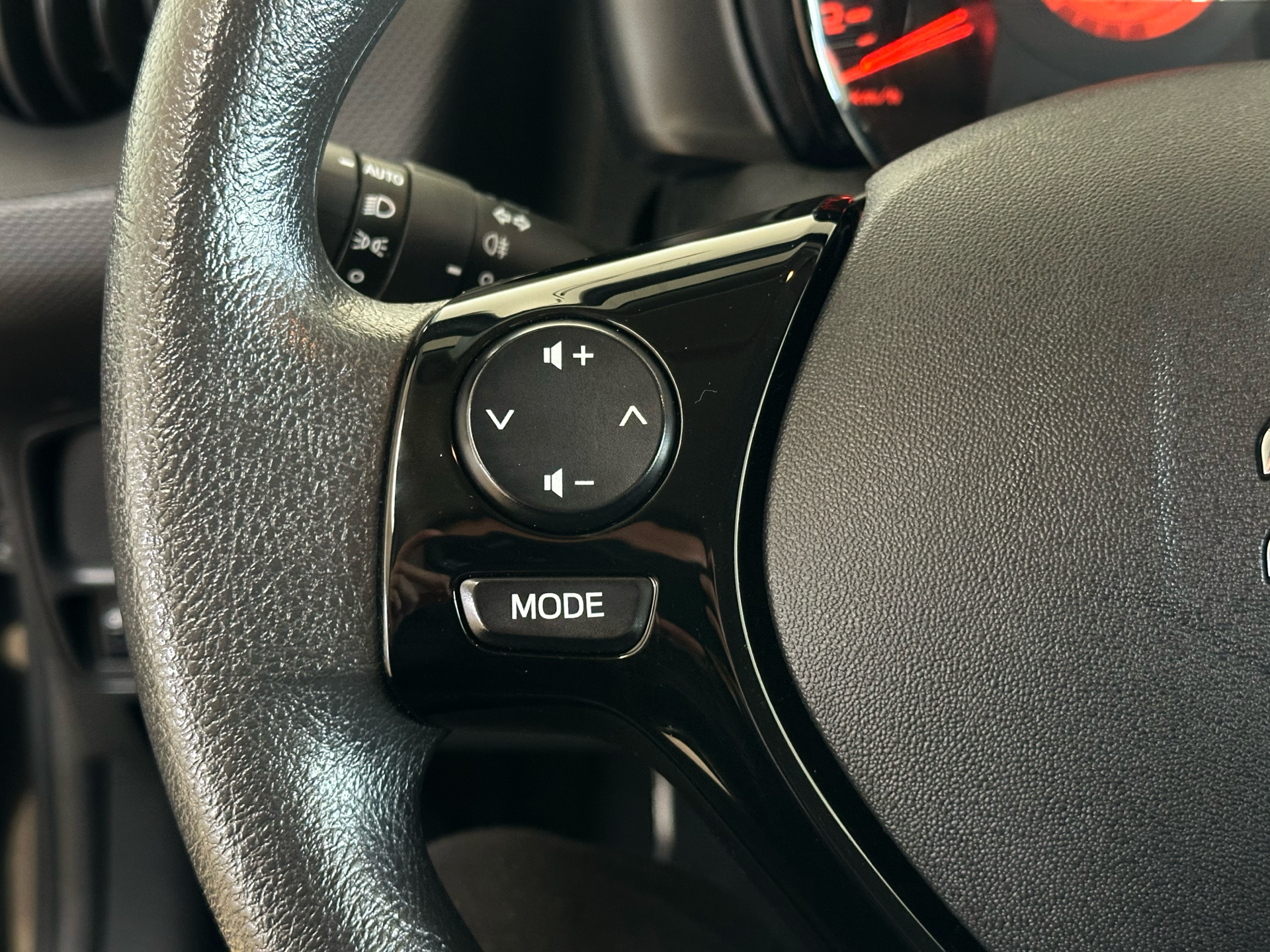 Billede af Citroën C1 1,0 VTi Sportline 72HK 5d