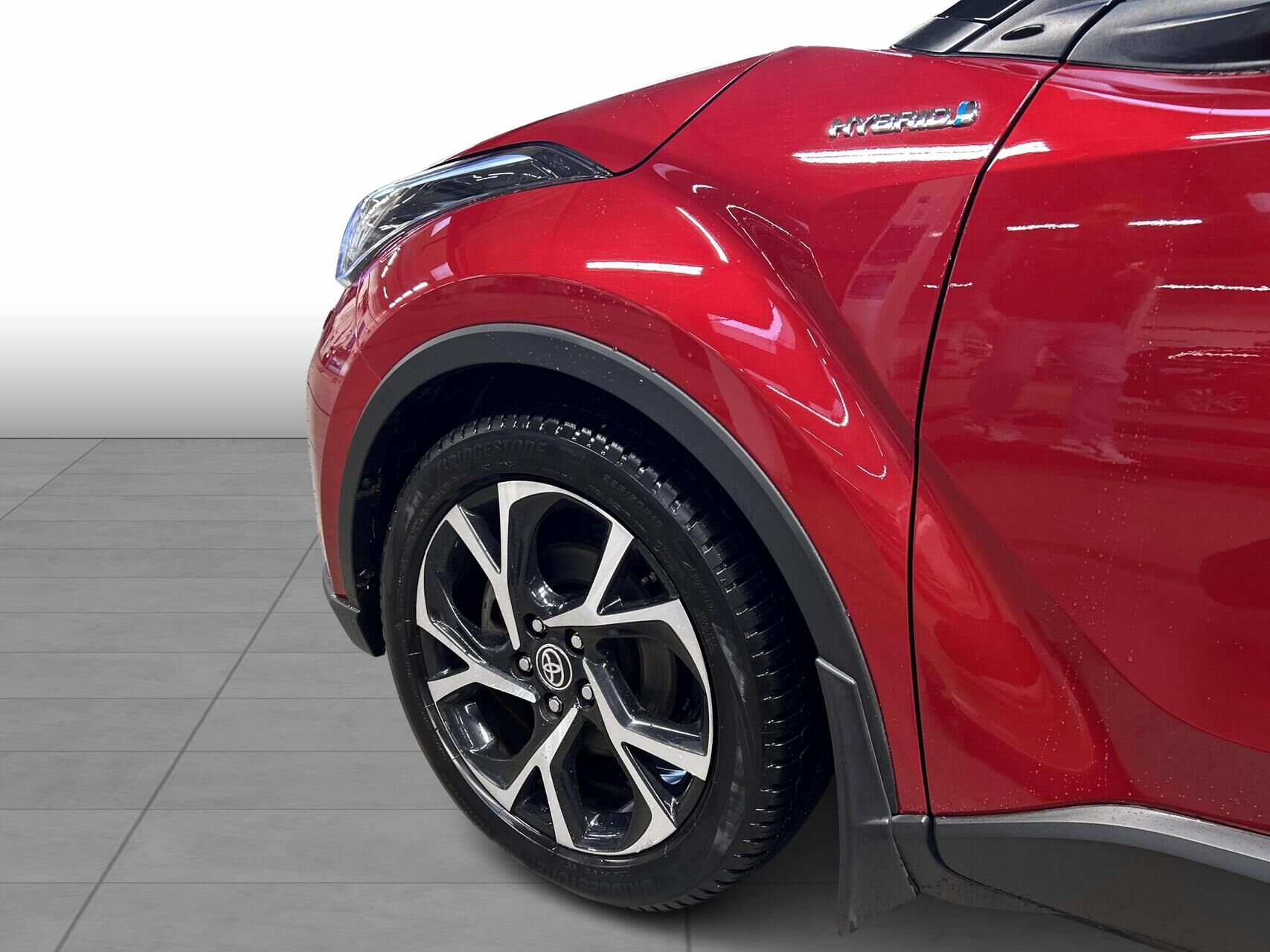 Billede af Toyota C-HR 2,0 Hybrid C-LUB Premium Multidrive S 184HK 5d Aut.