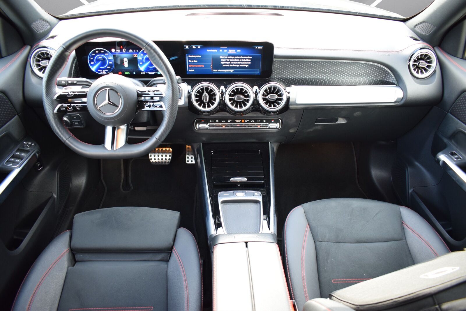 Billede af Mercedes-Benz EQB 250+ 7 pers. EL AMG Edition 190HK 5d Aut.