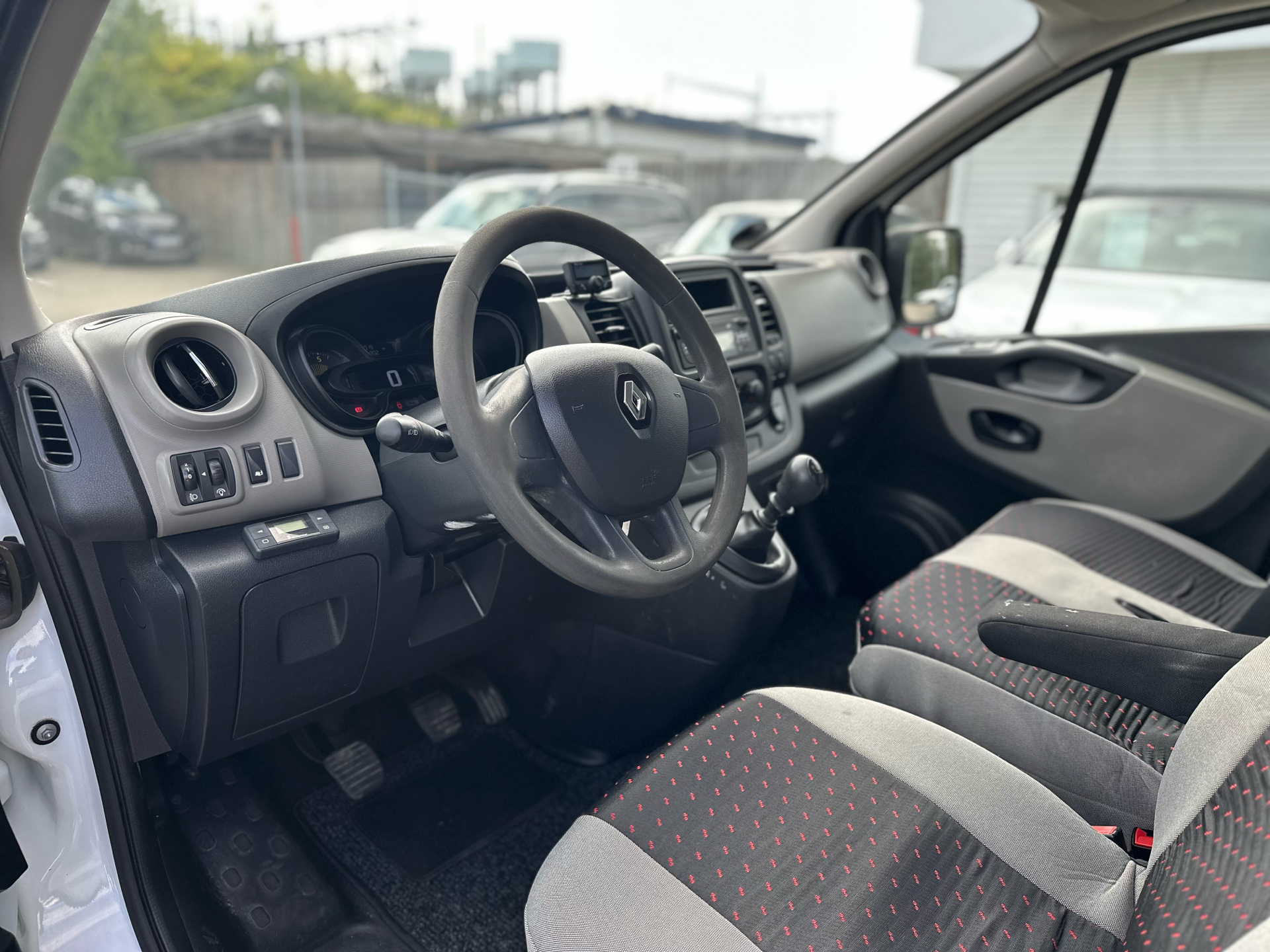 Billede af Renault Trafic T29 L2H2 1,6 DCI 120HK Van 6g