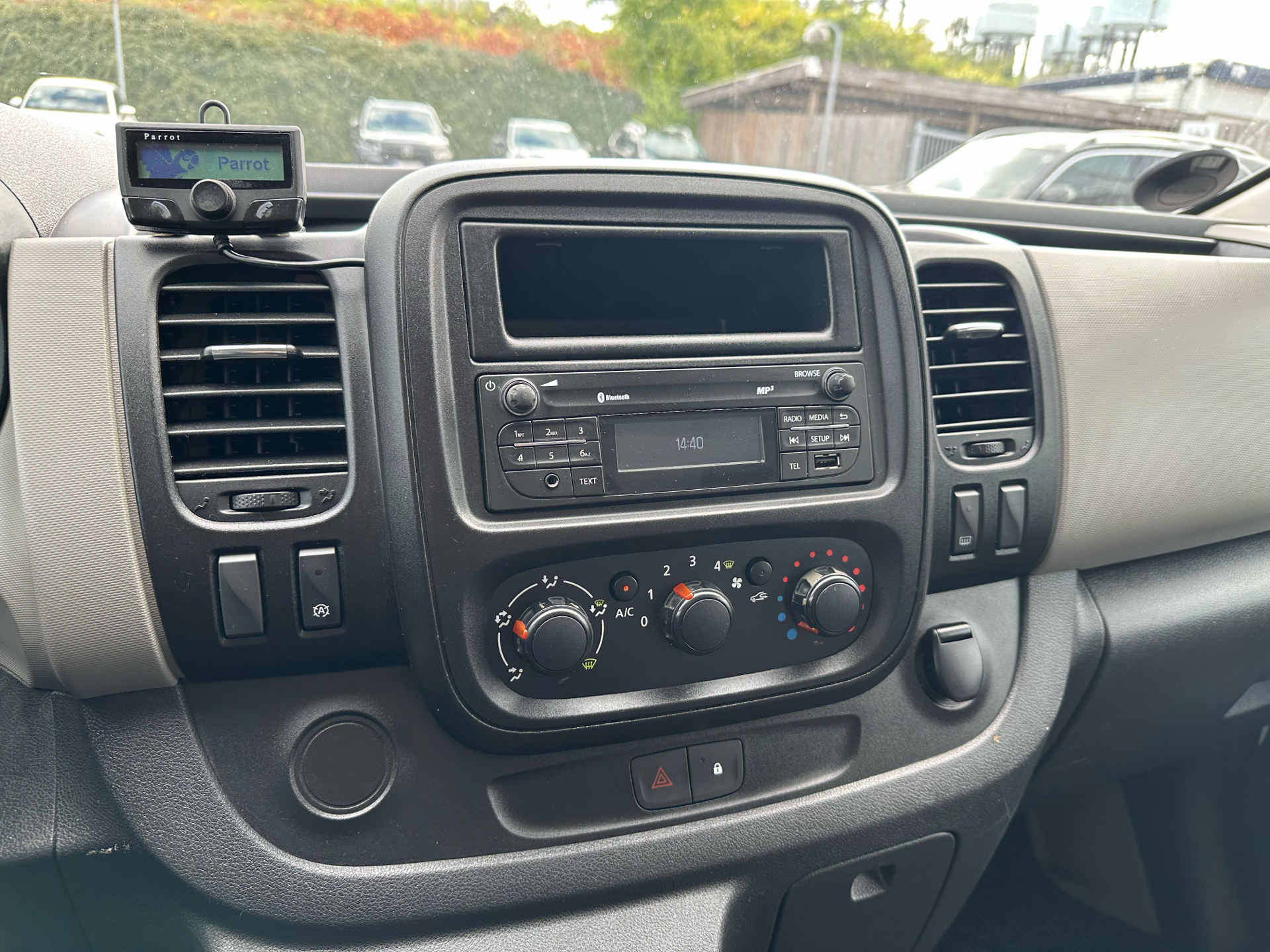 Billede af Renault Trafic T29 L2H2 1,6 DCI 120HK Van 6g