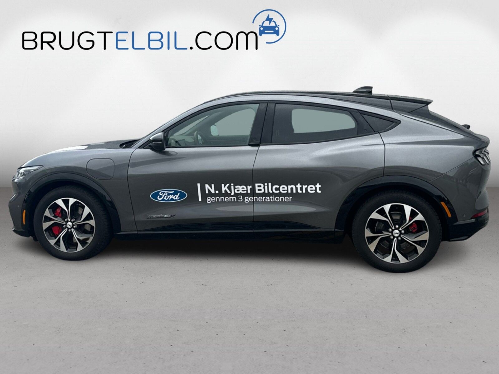 Billede af Ford Mustang Mach-E EL UR Premium AWD 351HK 5d Aut.