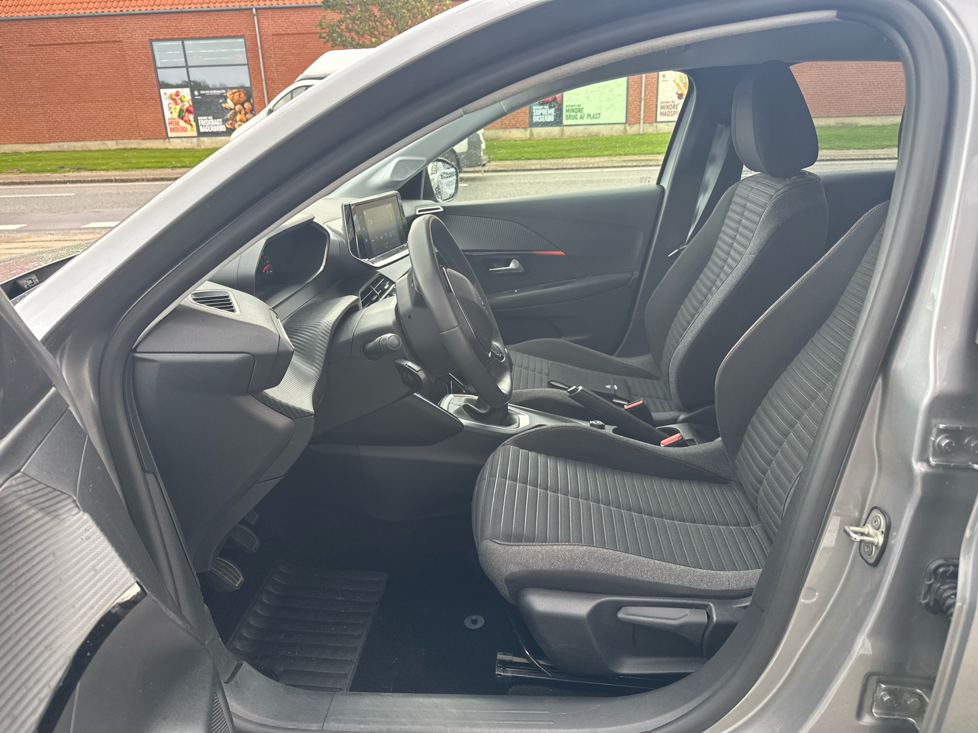 Billede af Peugeot 208 1,2 PureTech Active Pack 75HK 5d