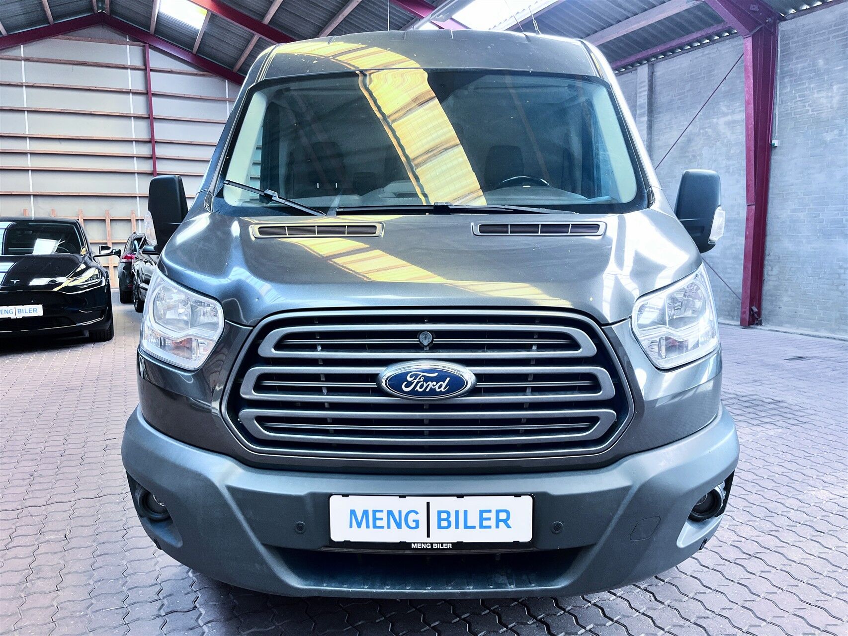 Billede af Ford Transit 350 L2H2 2,0 TDCi Trend 170HK Van 6g Aut.