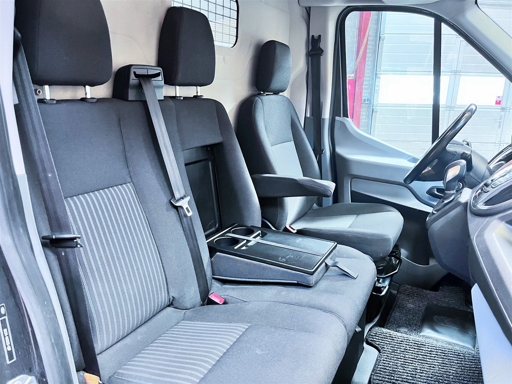 Billede af Ford Transit 350 L2H2 2,0 TDCi Trend 170HK Van 6g Aut.