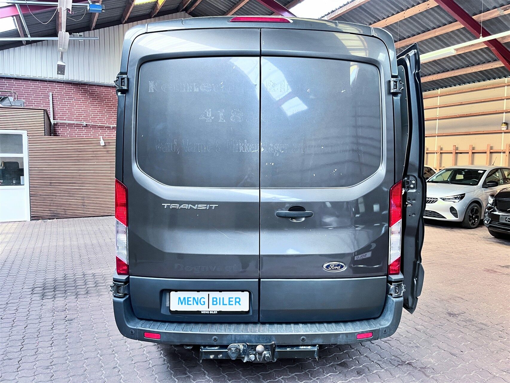 Billede af Ford Transit 350 L2H2 2,0 TDCi Trend 170HK Van 6g Aut.