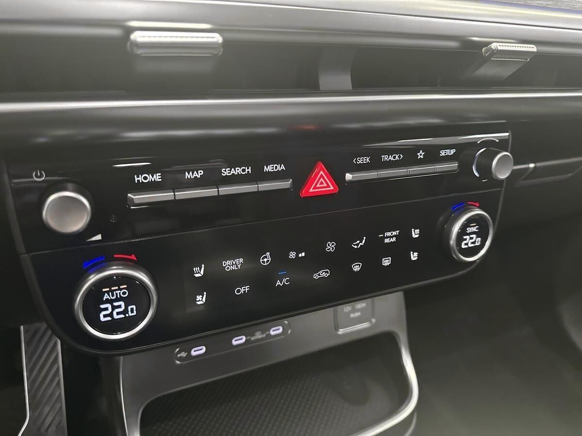 Billede af Hyundai Ioniq 9 Electric 110,3 kWh Ultimate 4WD 303HK Van Aut.