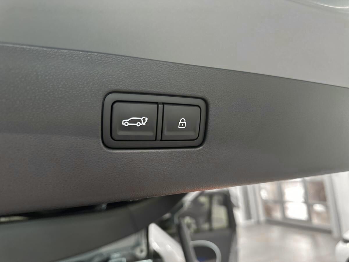 Billede af Hyundai Ioniq 9 Electric 110,3 kWh Ultimate 4WD 303HK Van Aut.