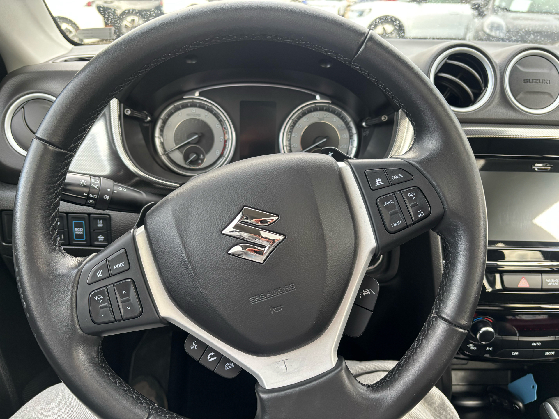 Billede af Suzuki Vitara 1,5 Hybrid Adventure AGS 102HK 5d 6g Aut.