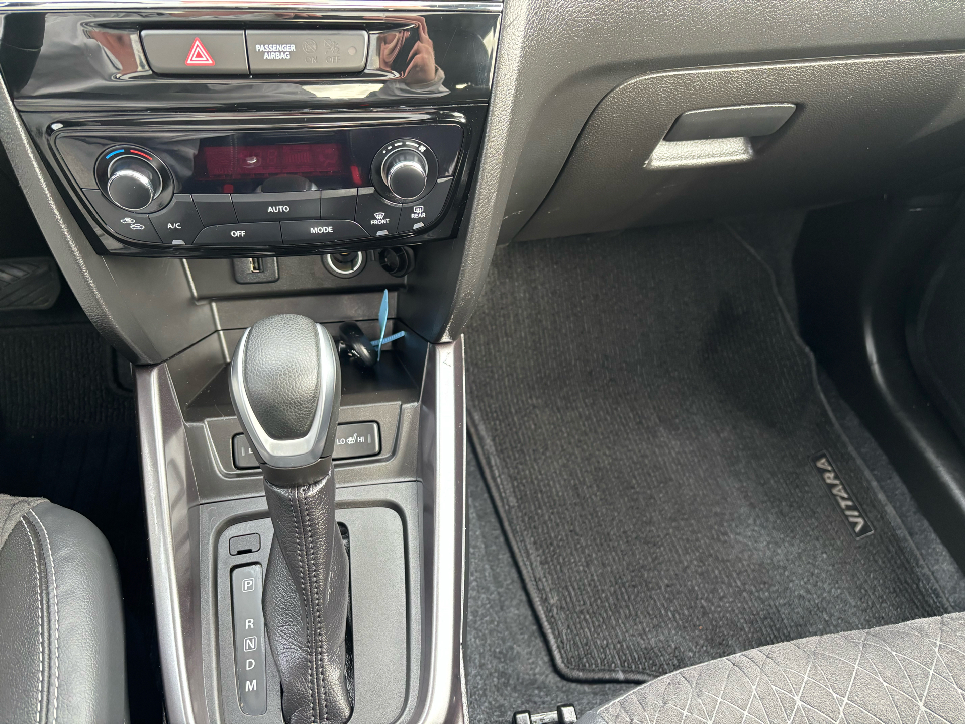 Billede af Suzuki Vitara 1,5 Hybrid Adventure AGS 102HK 5d 6g Aut.