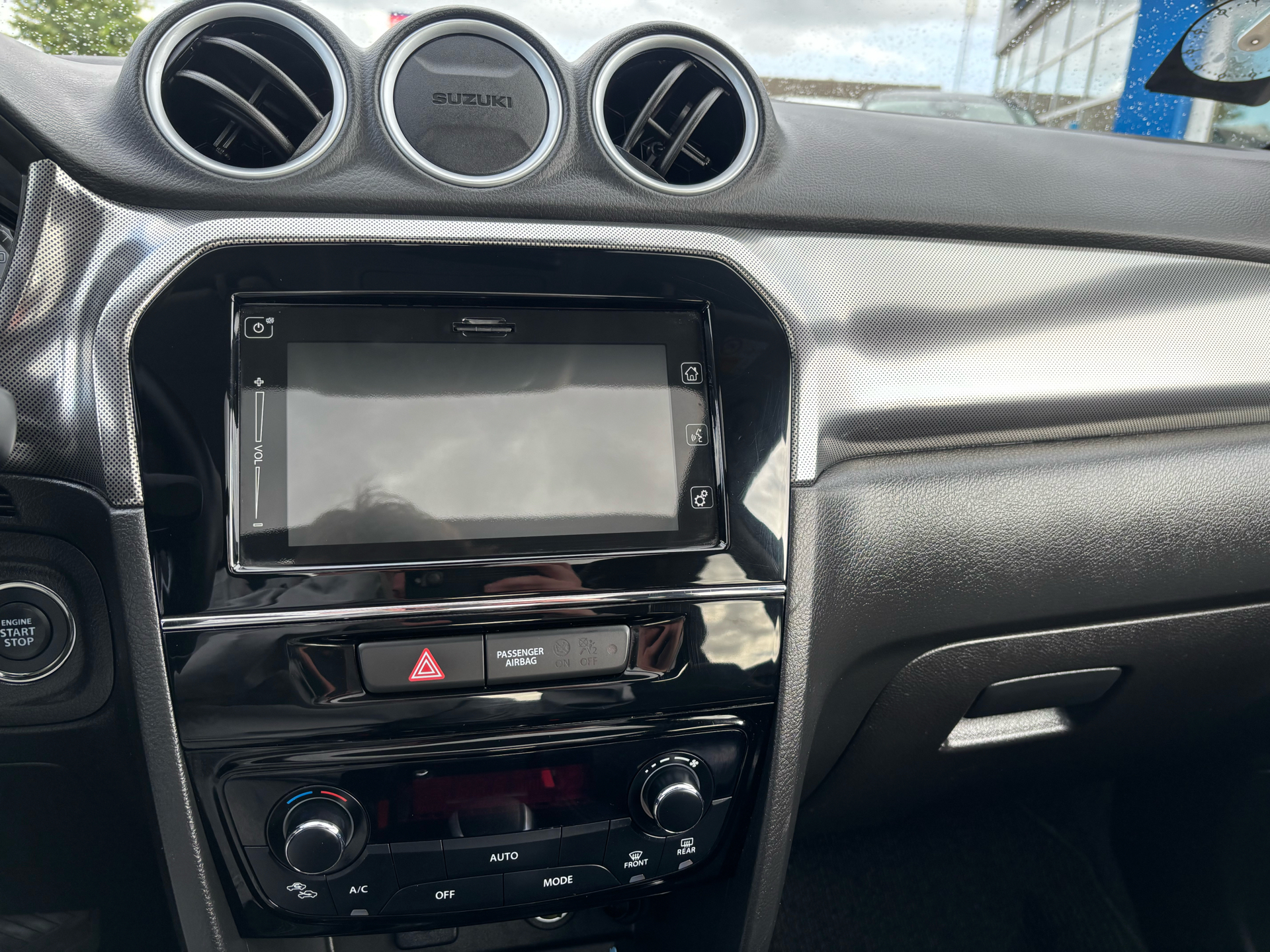 Billede af Suzuki Vitara 1,5 Hybrid Adventure AGS 102HK 5d 6g Aut.