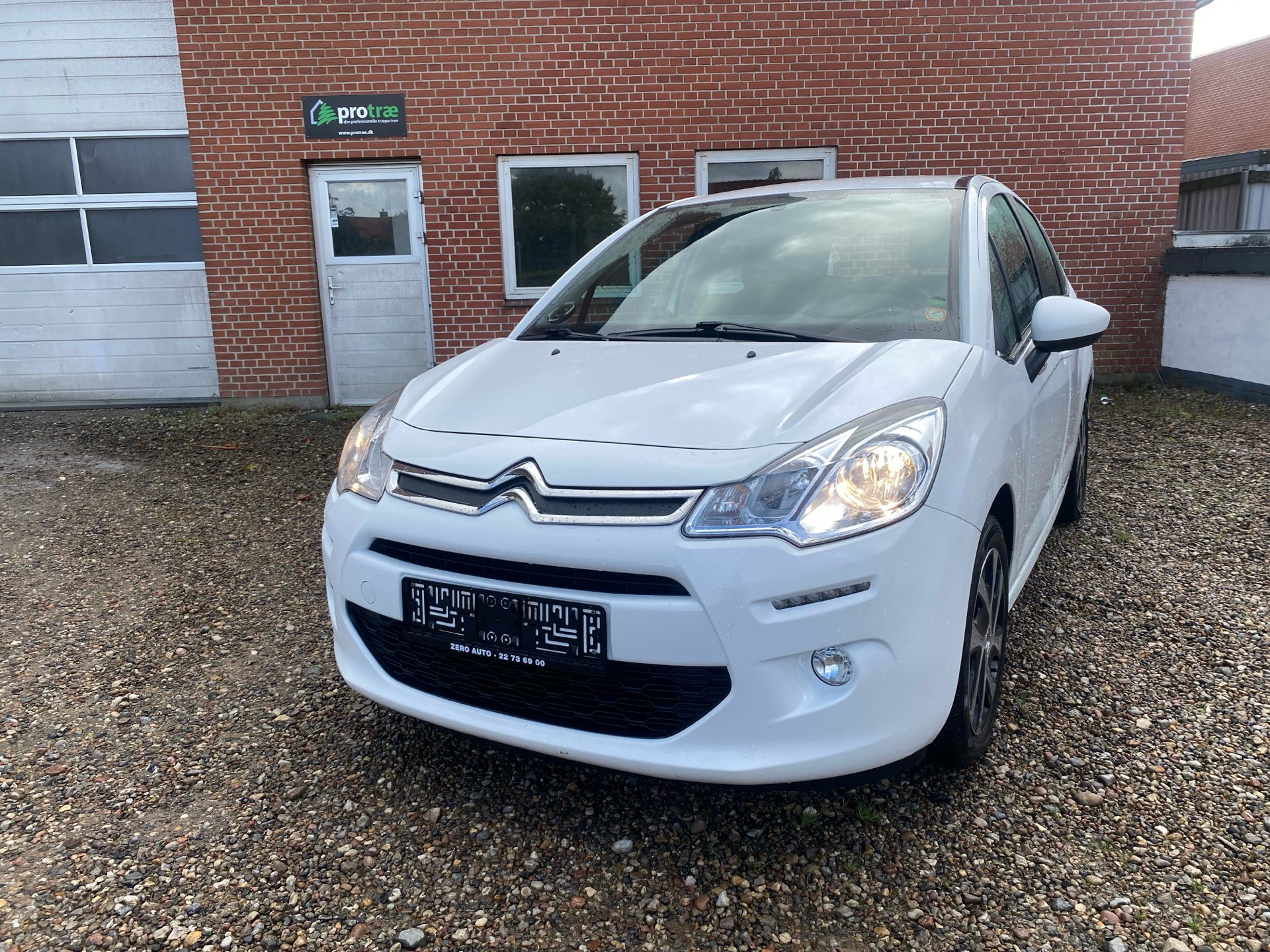 Billede af Citroën C3 1,6 Blue HDi Feel Complet start/stop 100HK 5d