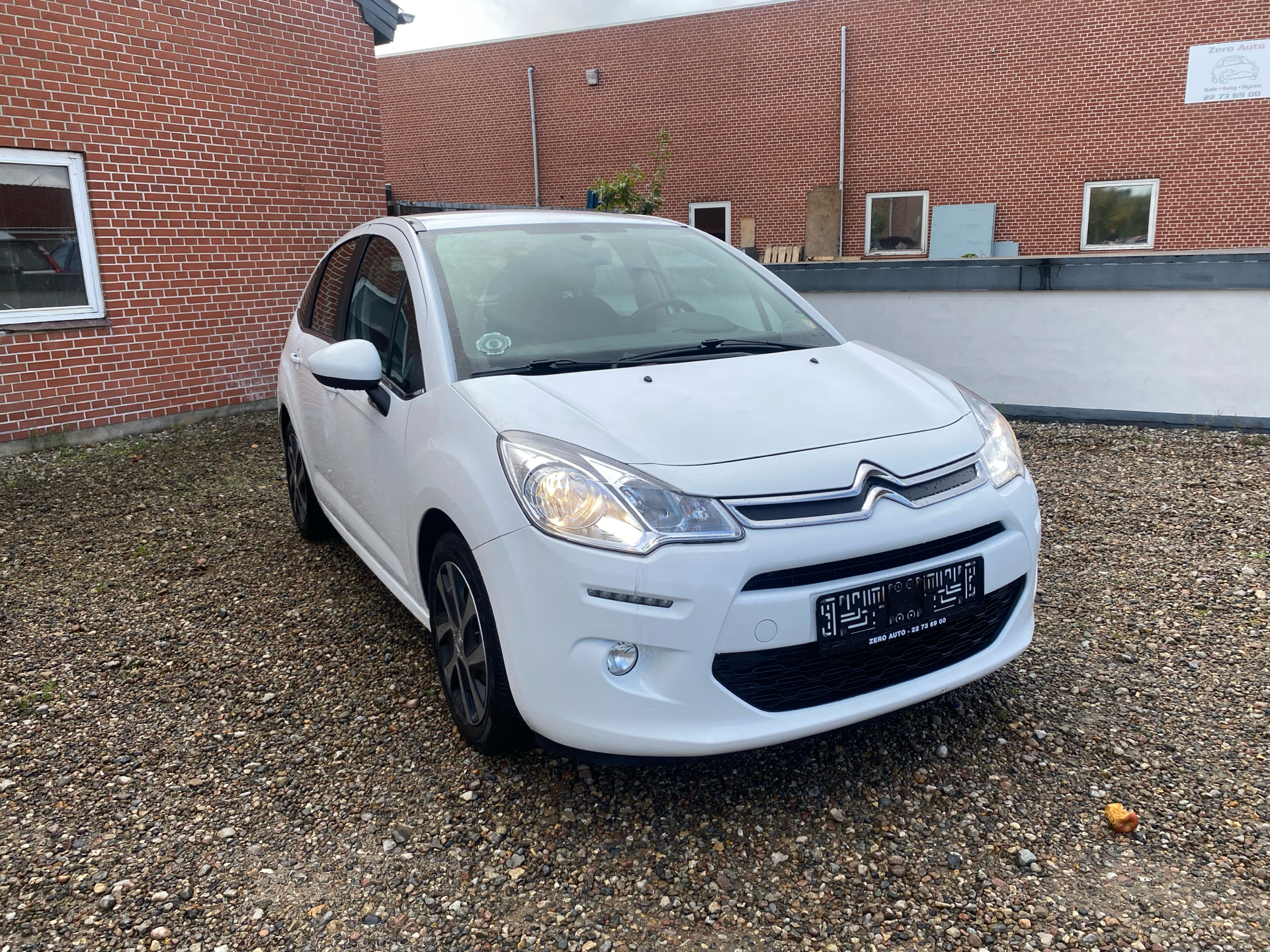Billede af Citroën C3 1,6 Blue HDi Feel Complet start/stop 100HK 5d