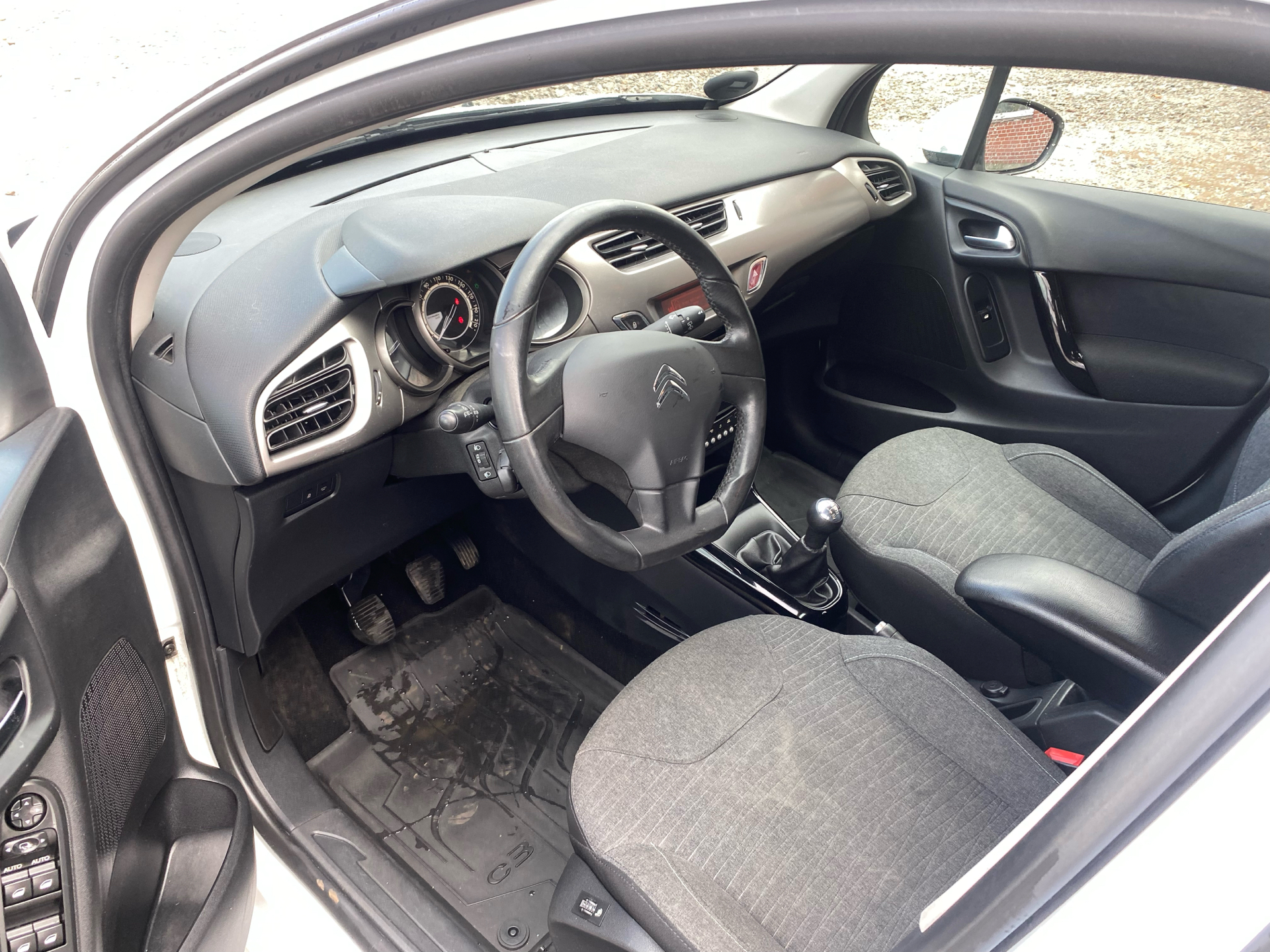 Billede af Citroën C3 1,6 Blue HDi Feel Complet start/stop 100HK 5d