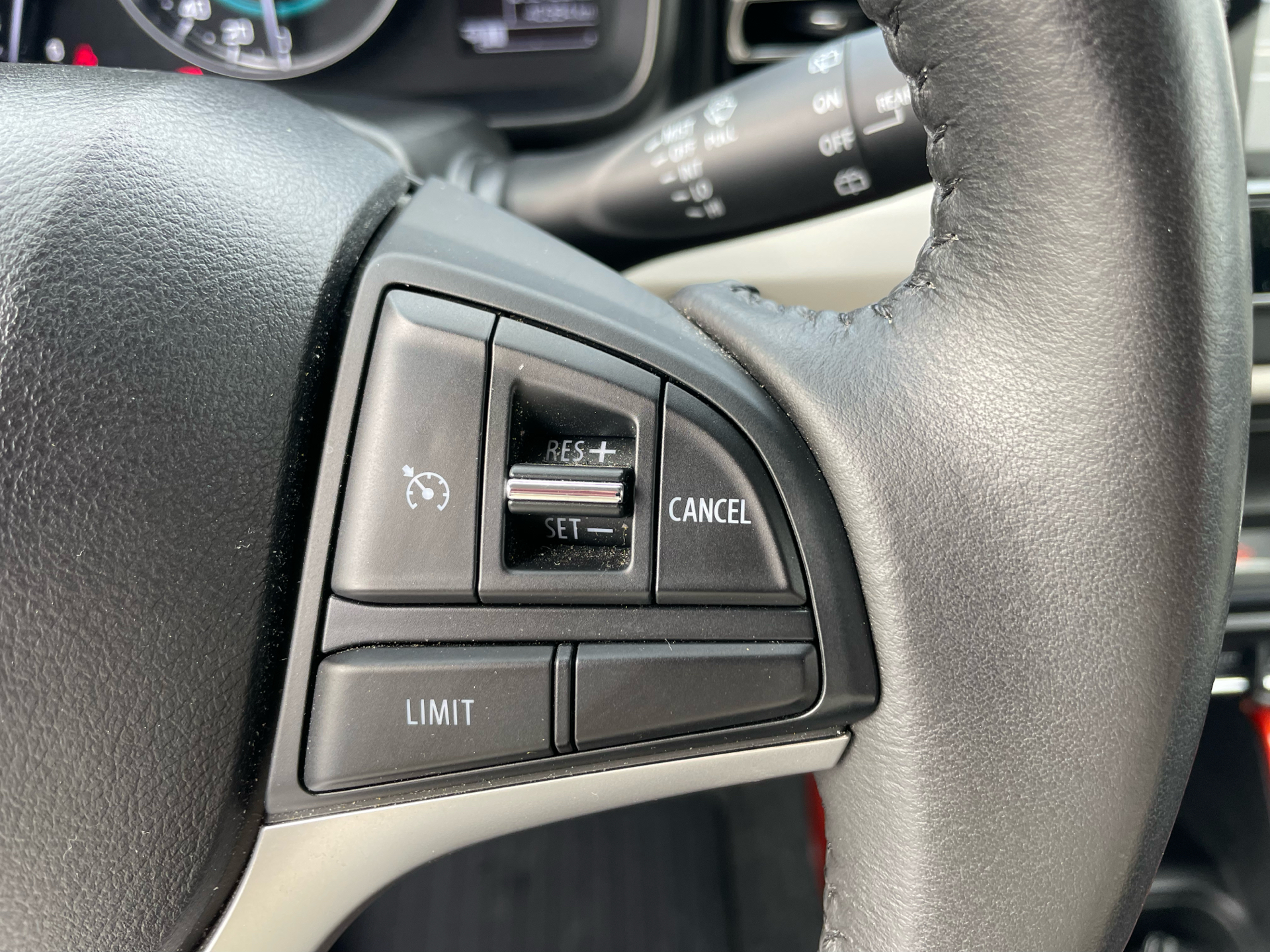 Billede af Suzuki Ignis 1,2 Dualjet Adventure Gold 90HK 5d