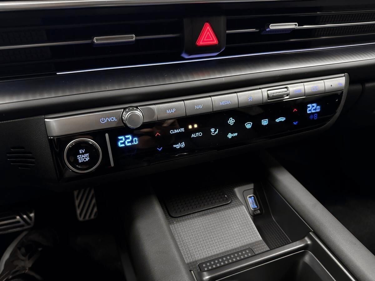 Billede af Hyundai Ioniq 6 Electric 77,4 kWh Ultimate 229HK Aut.