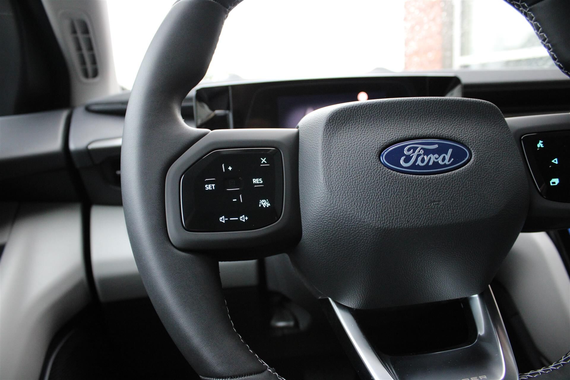 Billede af Ford Explorer EL UR Select RWD 204HK 5d Aut.