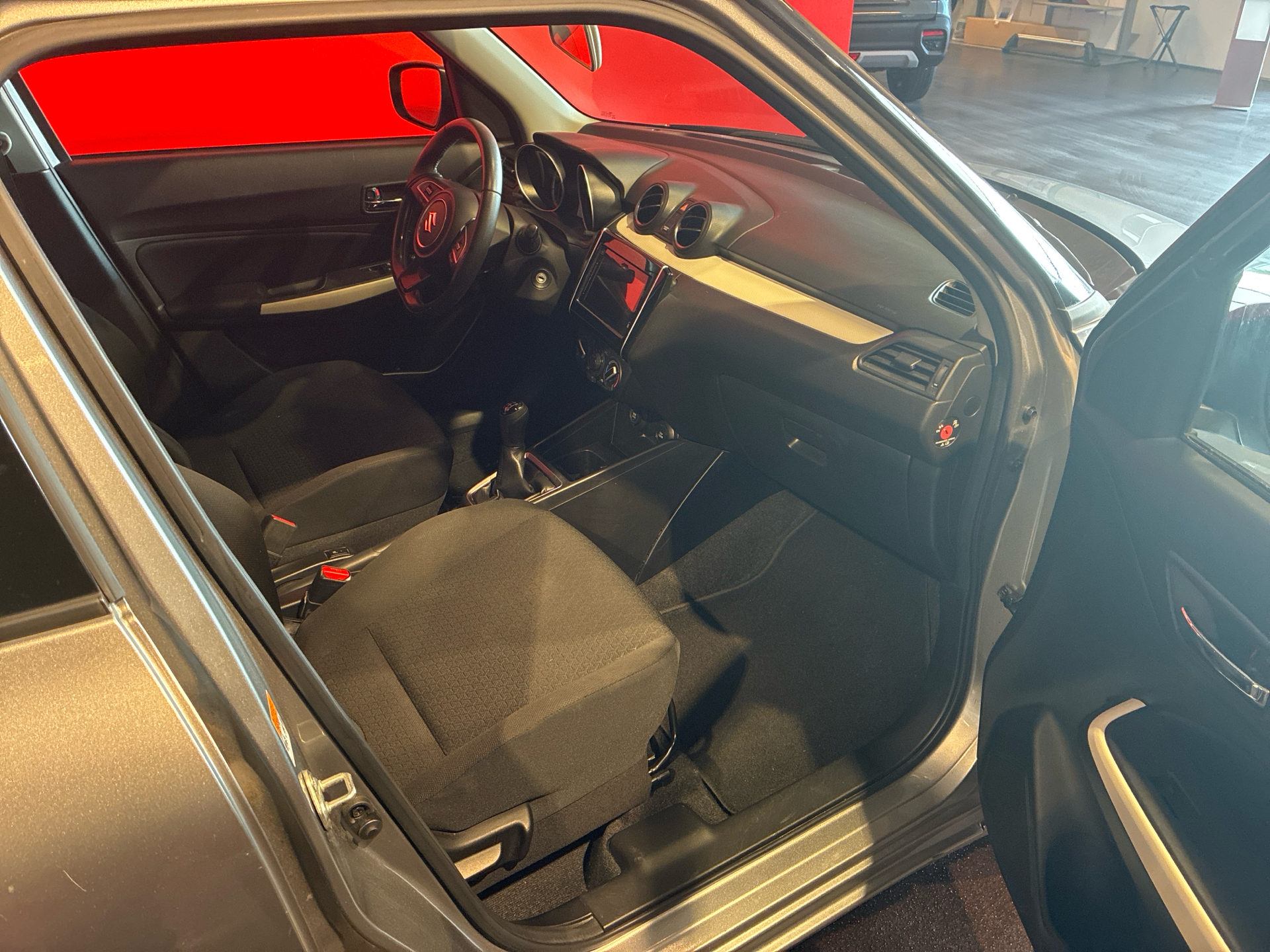 Billede af Suzuki Swift 1,2 Dualjet Action AEB 90HK 5d