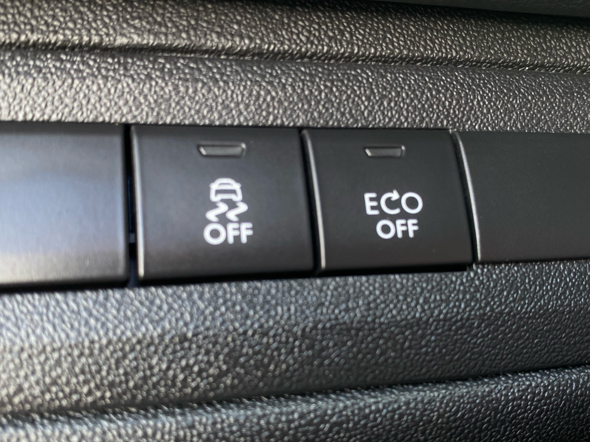 Billede af Peugeot 208 1,6 BlueHDi Chili Plus 100HK 5d