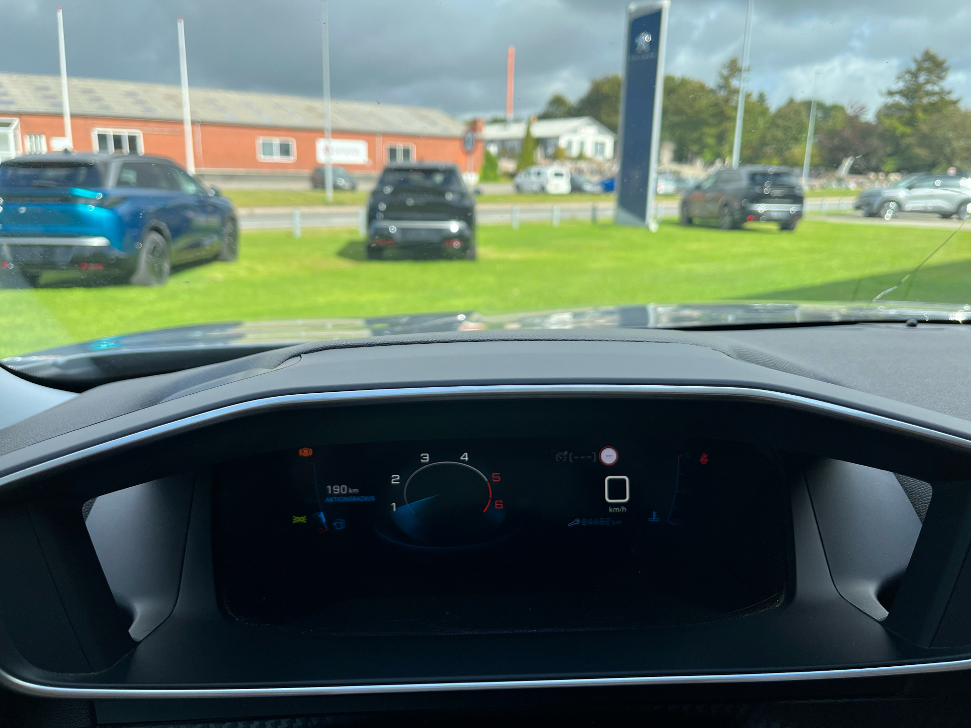 Billede af Peugeot 2008 1,5 BlueHDi Allure Pack 100HK 5d 6g