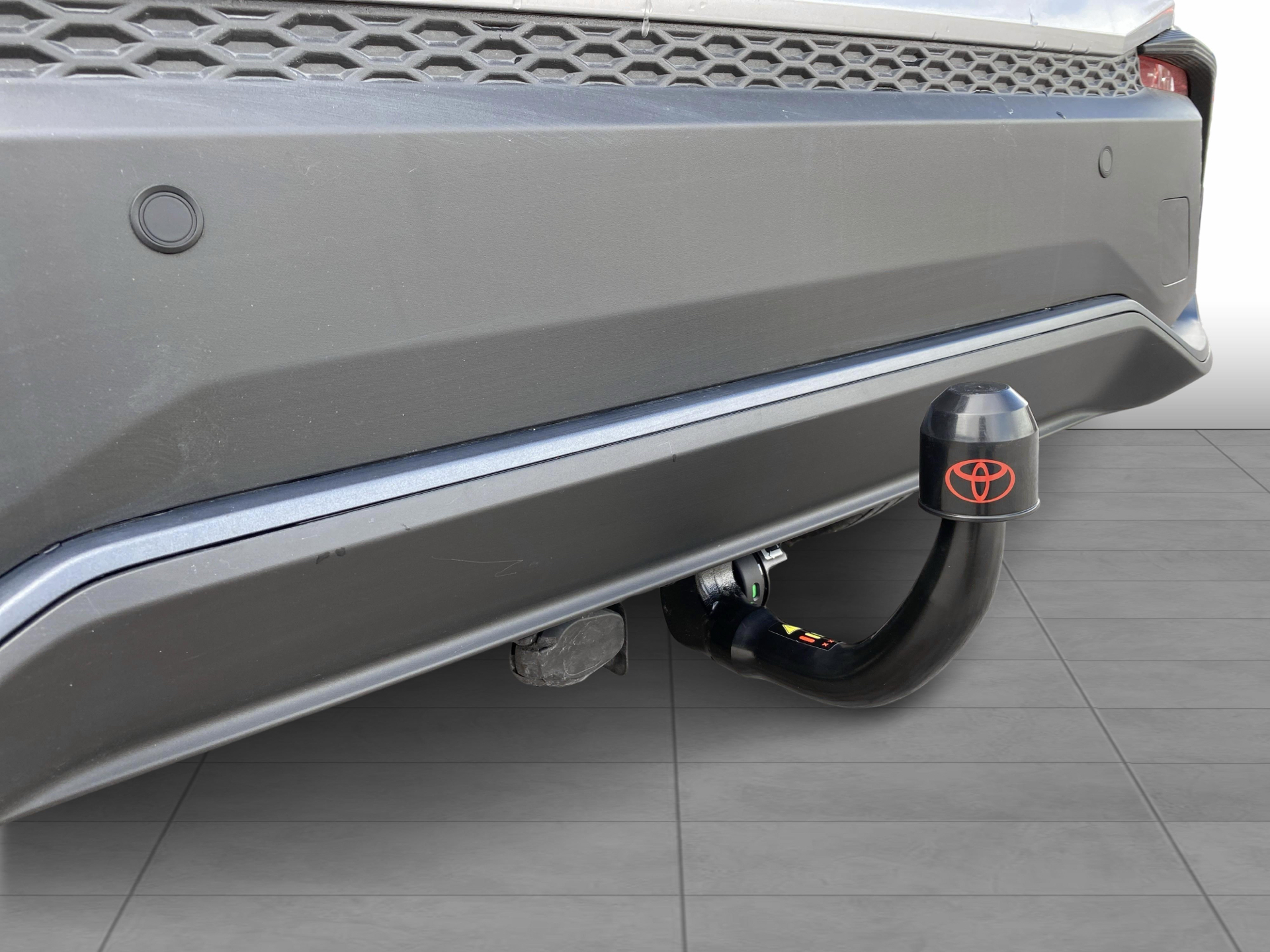 Billede af Toyota C-HR 2,0 Plugin-hybrid Style Smart E-CVT 223HK 5d Trinl. Gear