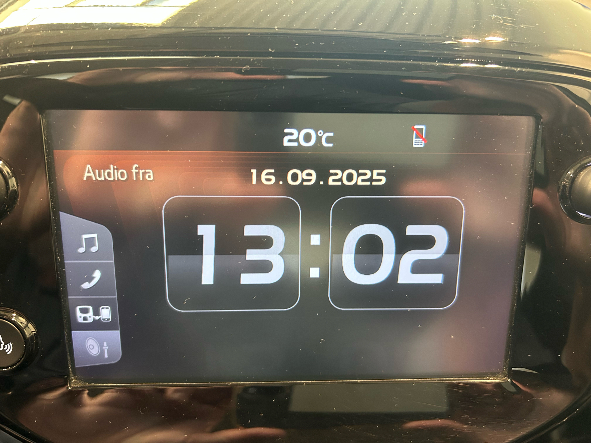 Billede af Peugeot 108 1,0 e-Vti Infinity 72HK 5d