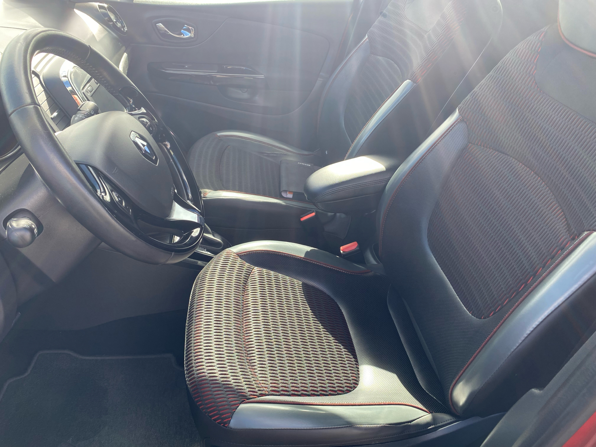 Billede af Renault Captur 1,2 TCE Dynamique EDC 120HK 5d 6g Aut.