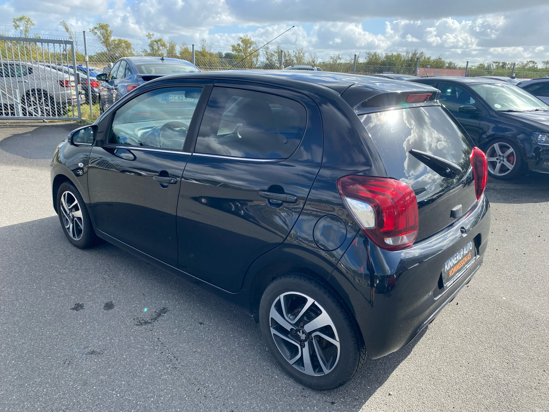 Billede af Peugeot 108 1,0 e-Vti Black Edition 69HK 5d